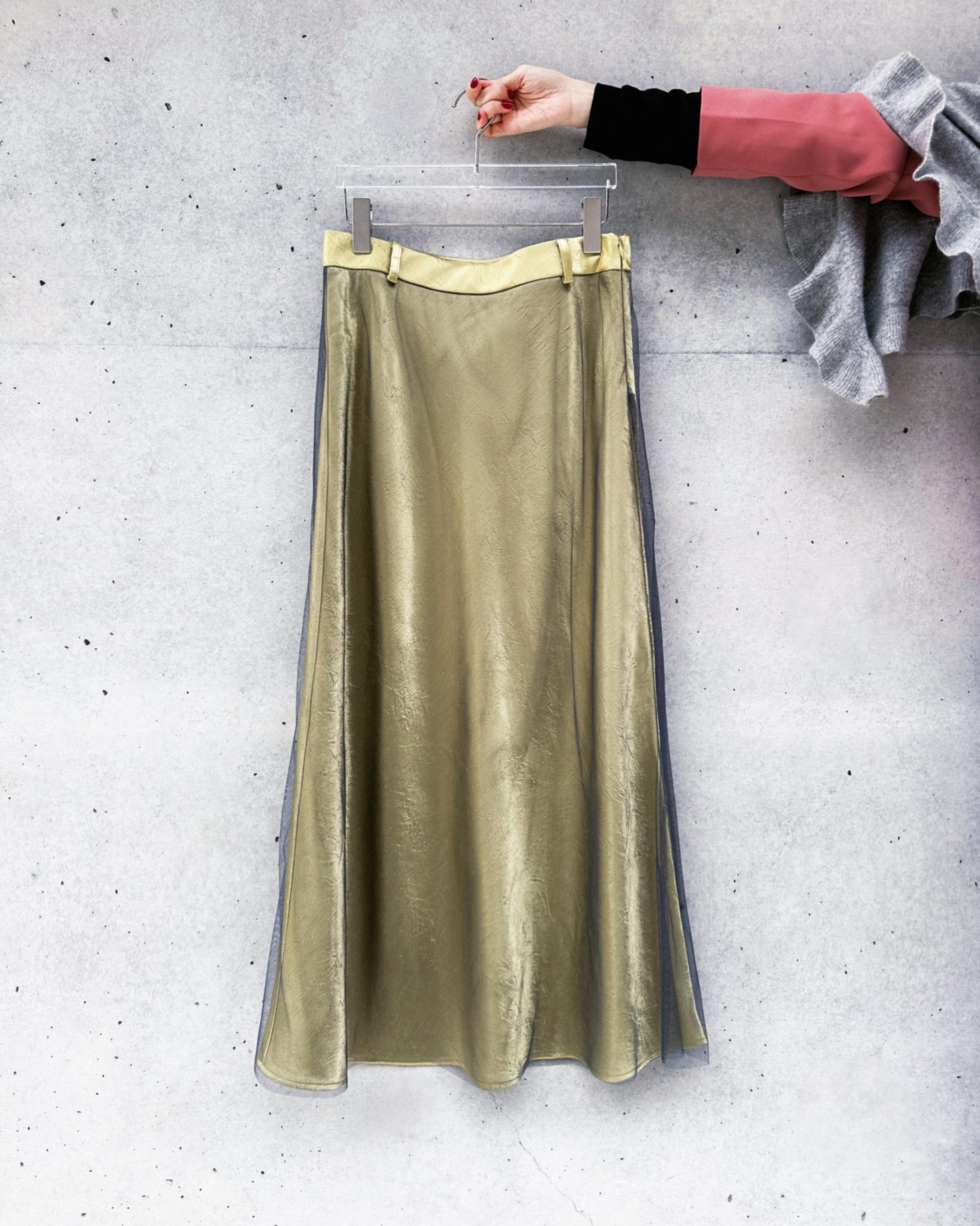 aalis LAINE MESH A-line skirt (Olive)