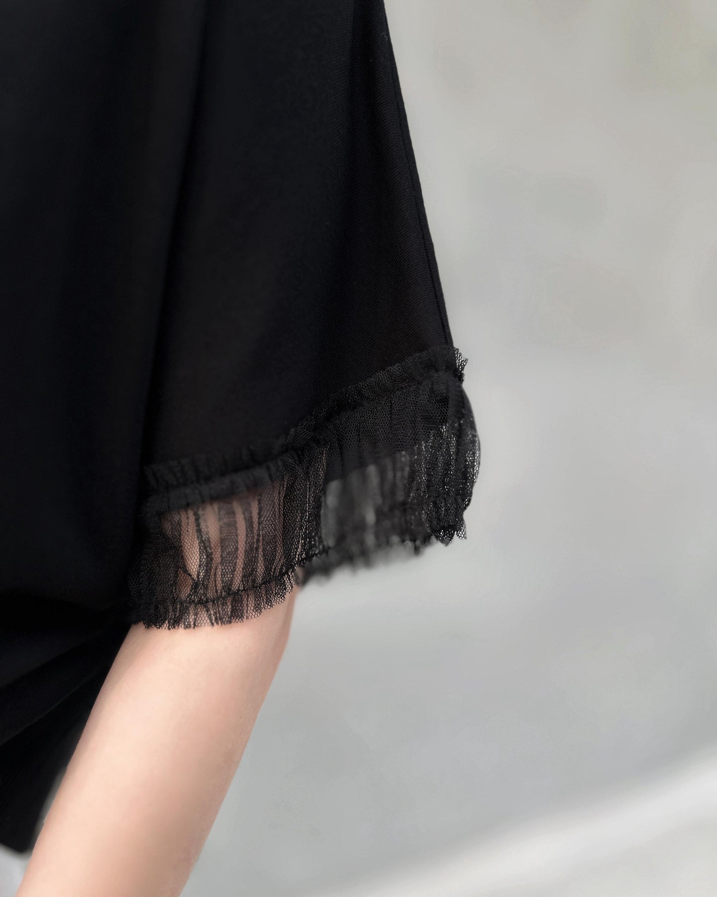 aalis ASENKA sleeves mesh ruching (Black)