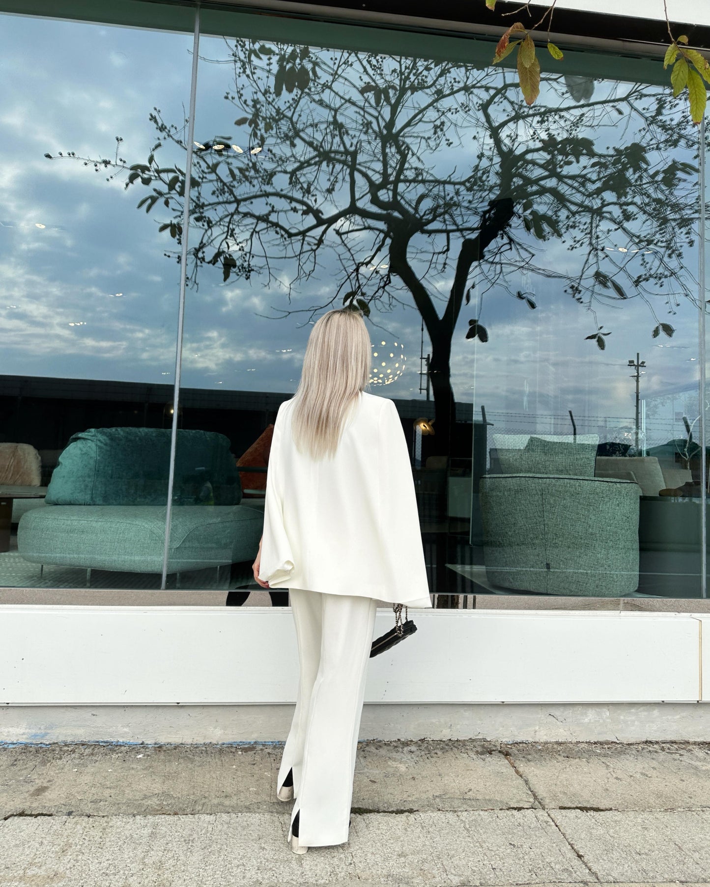 aalis CELLA cape sleeves blazer (White)