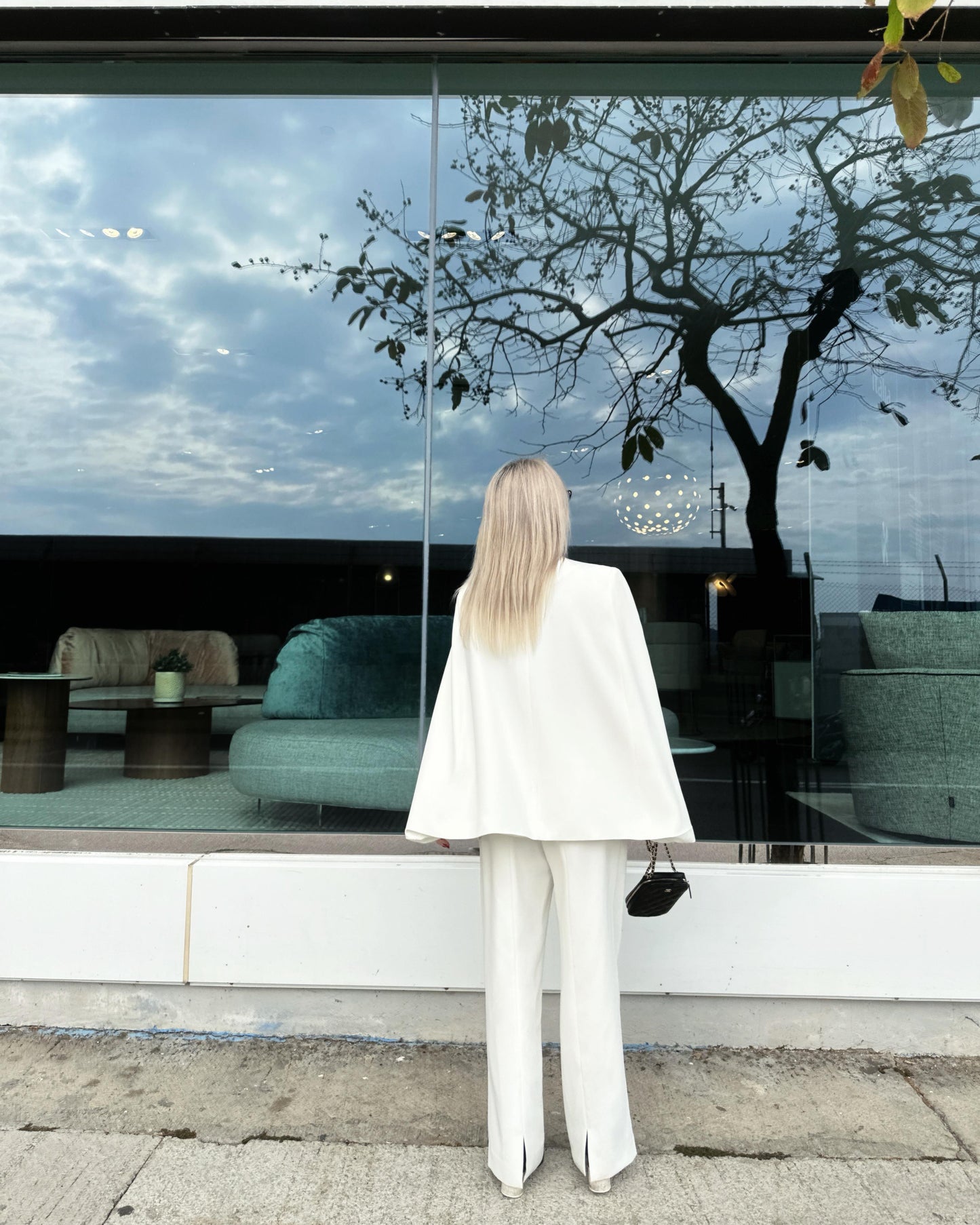 aalis CELLA cape sleeves blazer (White)