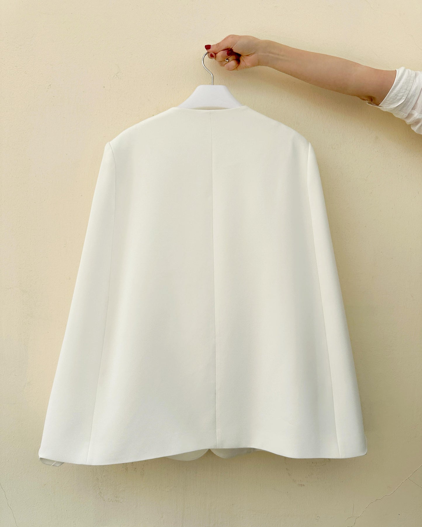 aalis CELLA cape sleeves blazer (White)