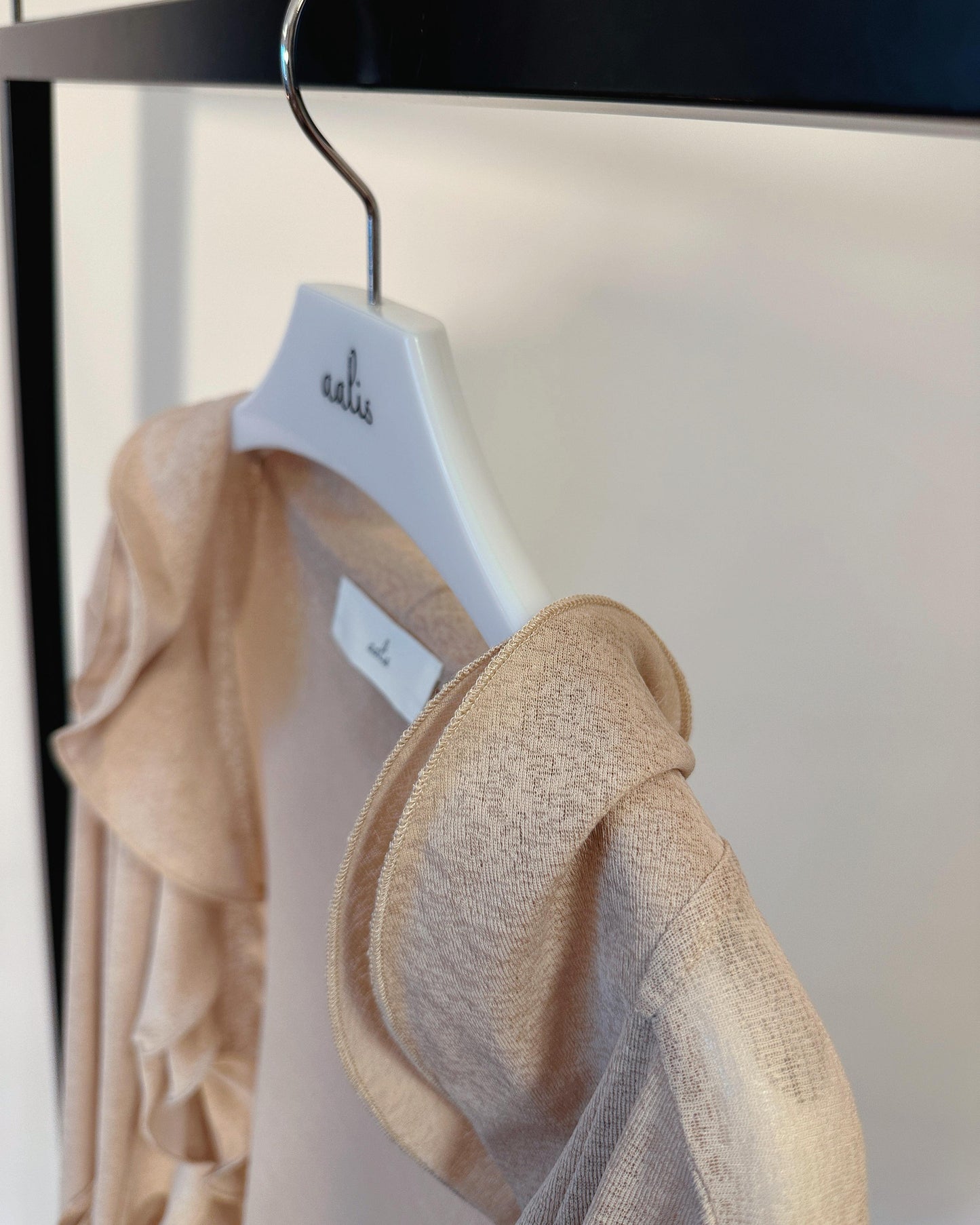 (Pre-order) aalis RINON cascade ruffle front long cardigan (Lt Beige)