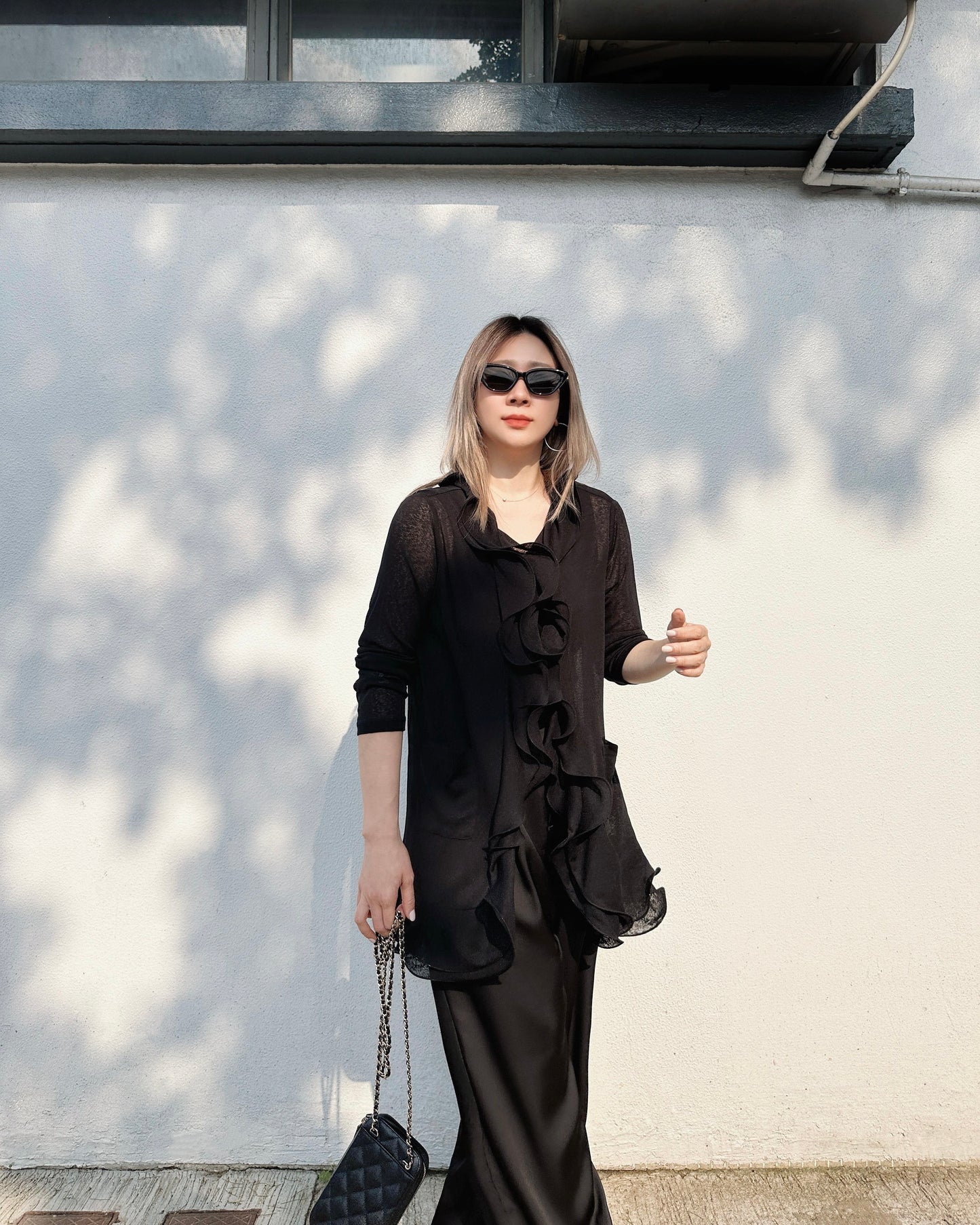 (Pre-order) aalis RINON cascade ruffle front long cardigan (Black)