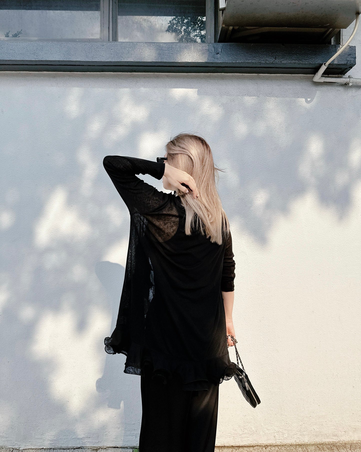 (Pre-order) aalis RINON cascade ruffle front long cardigan (Black)