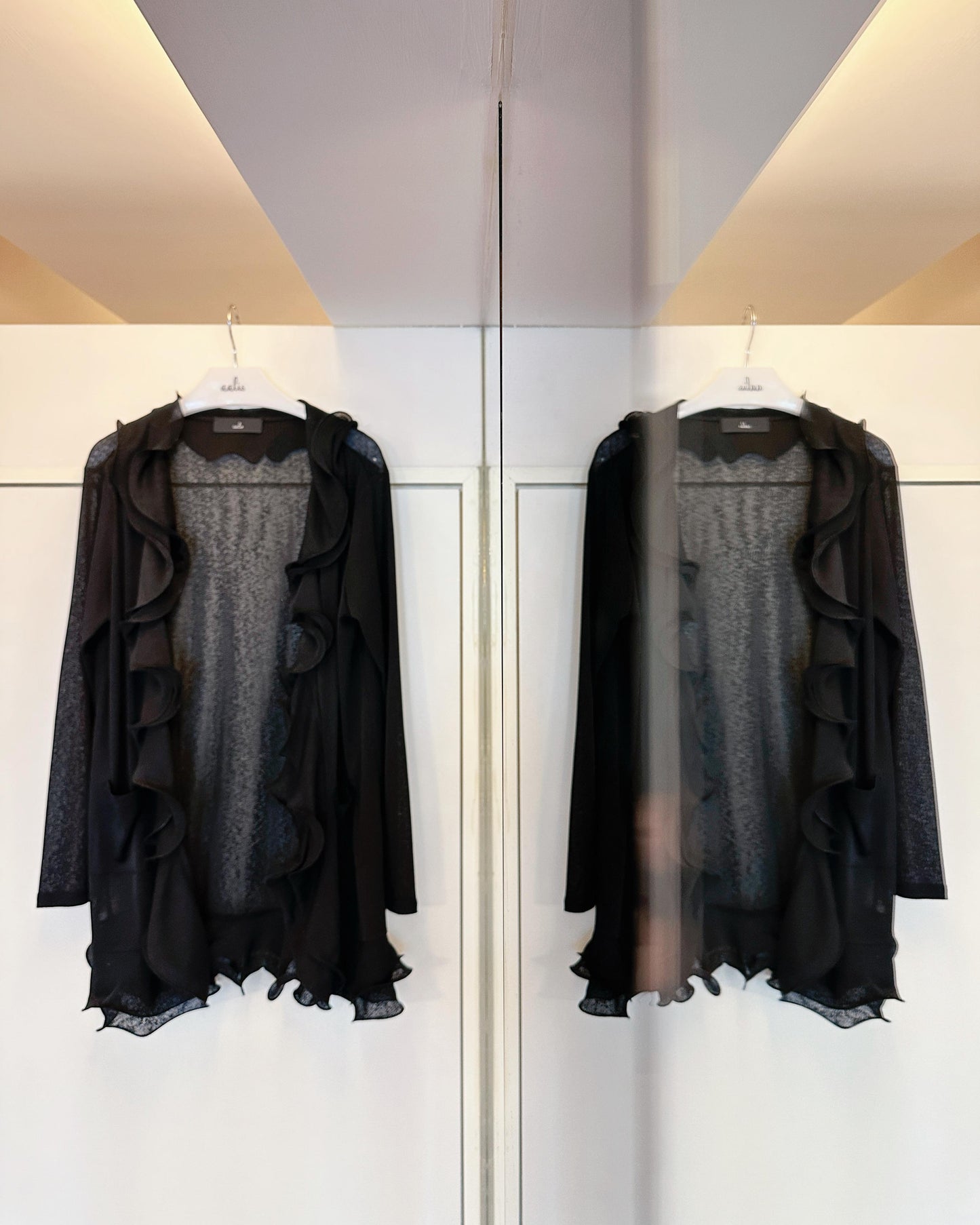 (Pre-order) aalis RINON cascade ruffle front long cardigan (Black)