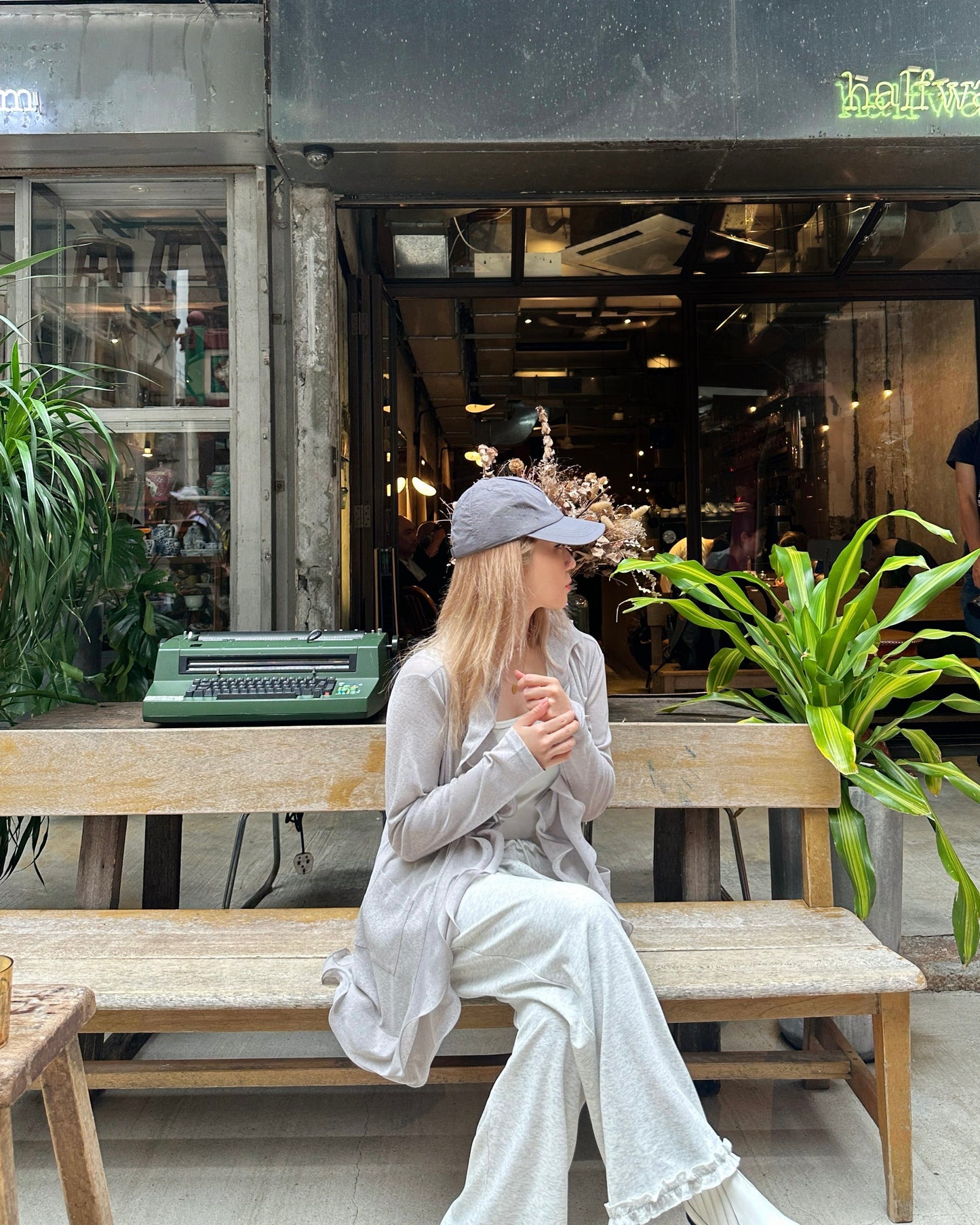 aalis LILIA TWO ruffle hem track pants (Heather Grey)