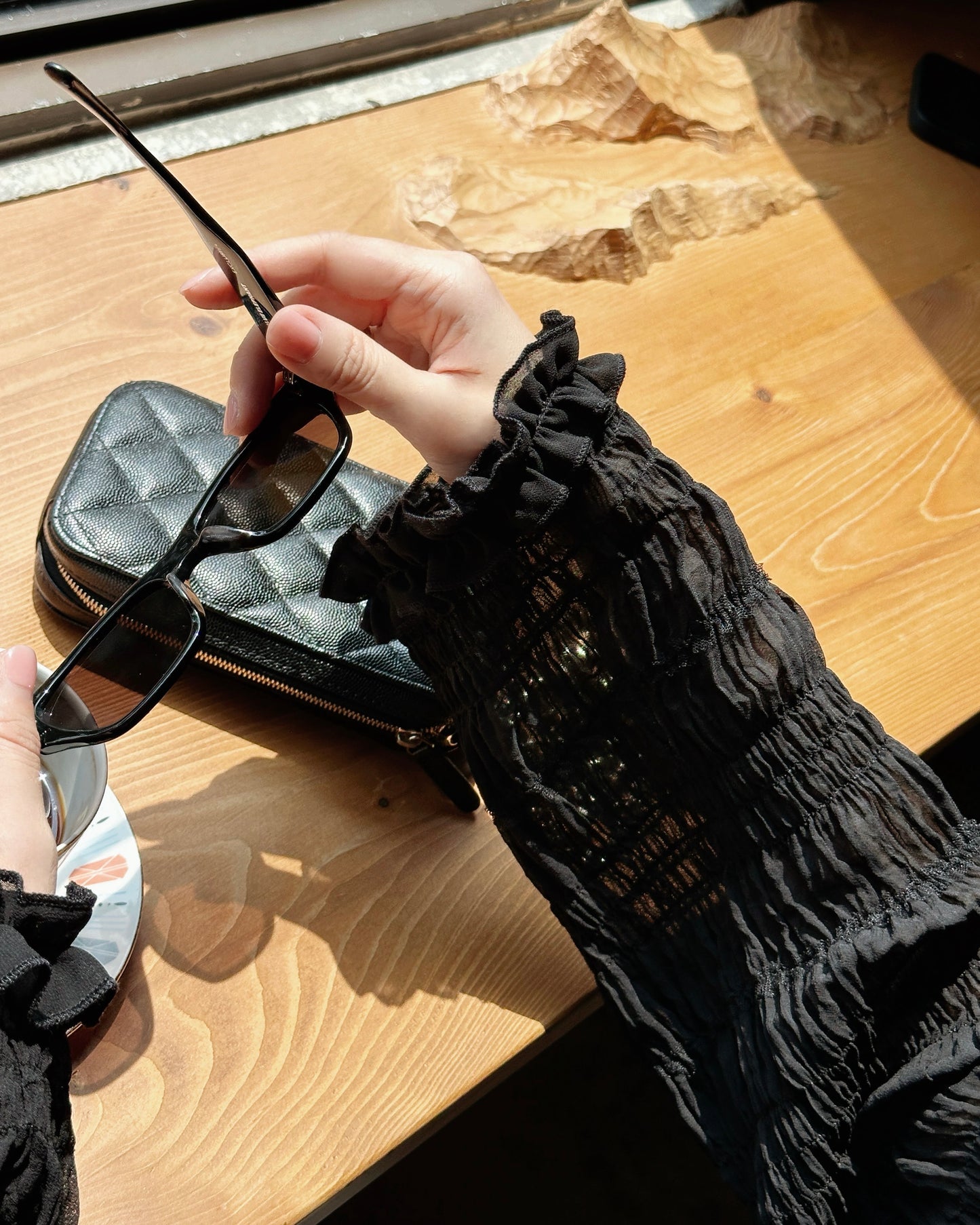 aalis SAIGE chiffon ruching cardigan (Black)