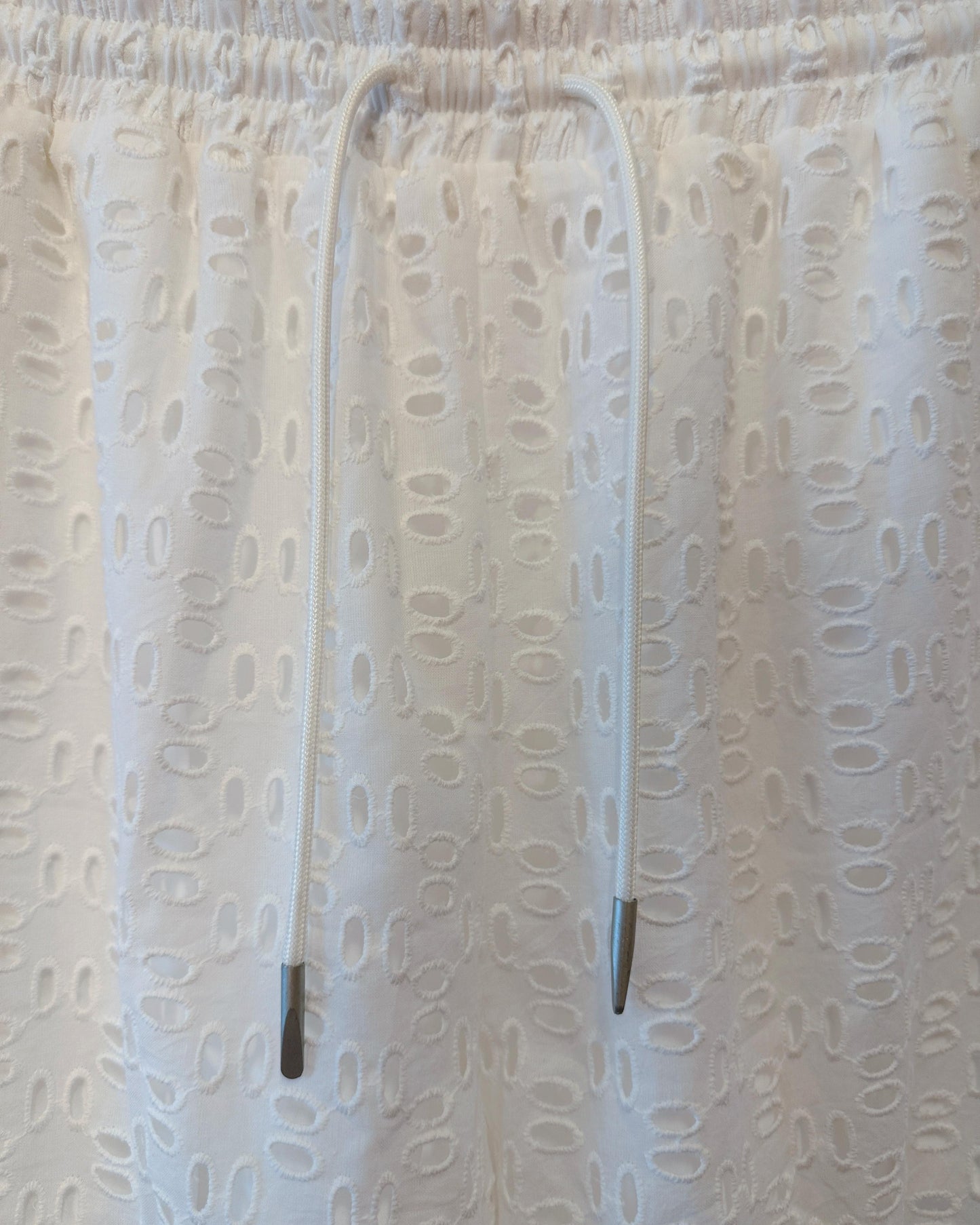 aalis EDWINA drawstring shorts (White)