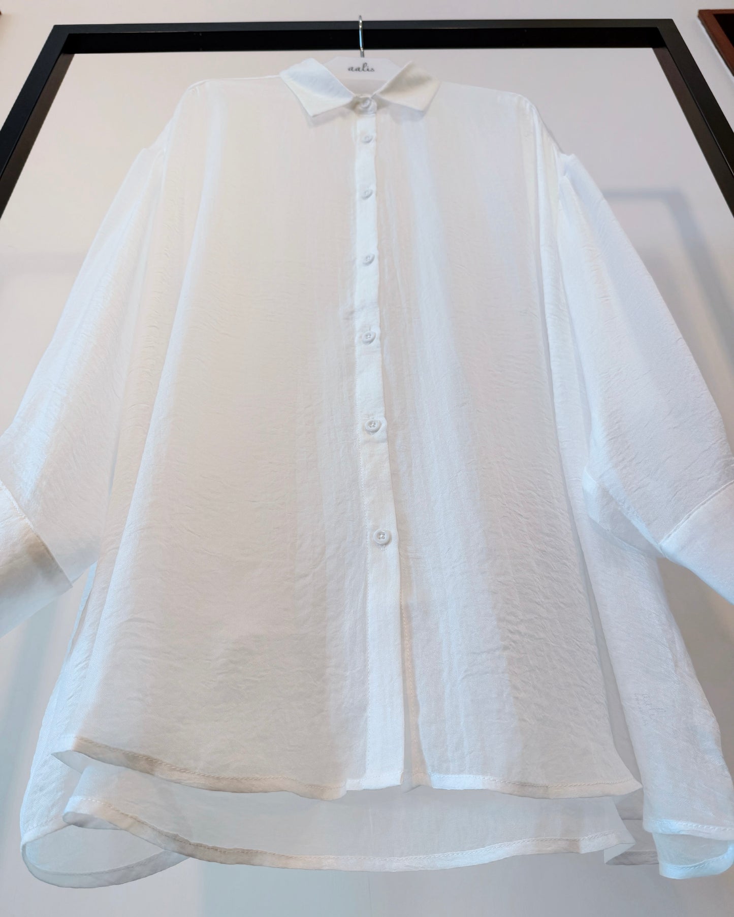 aalis OSIRIA flowy semi sheer shirt (White)