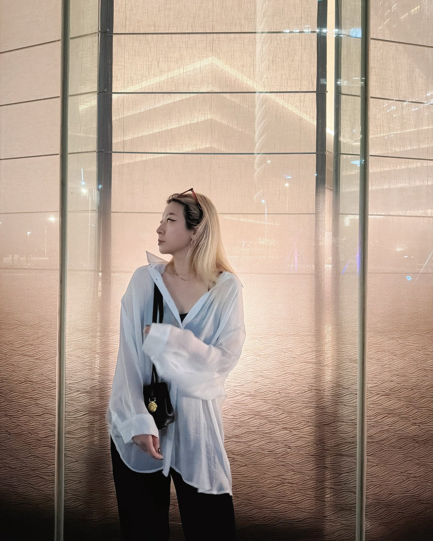 aalis OSIRIA flowy semi sheer shirt (White)