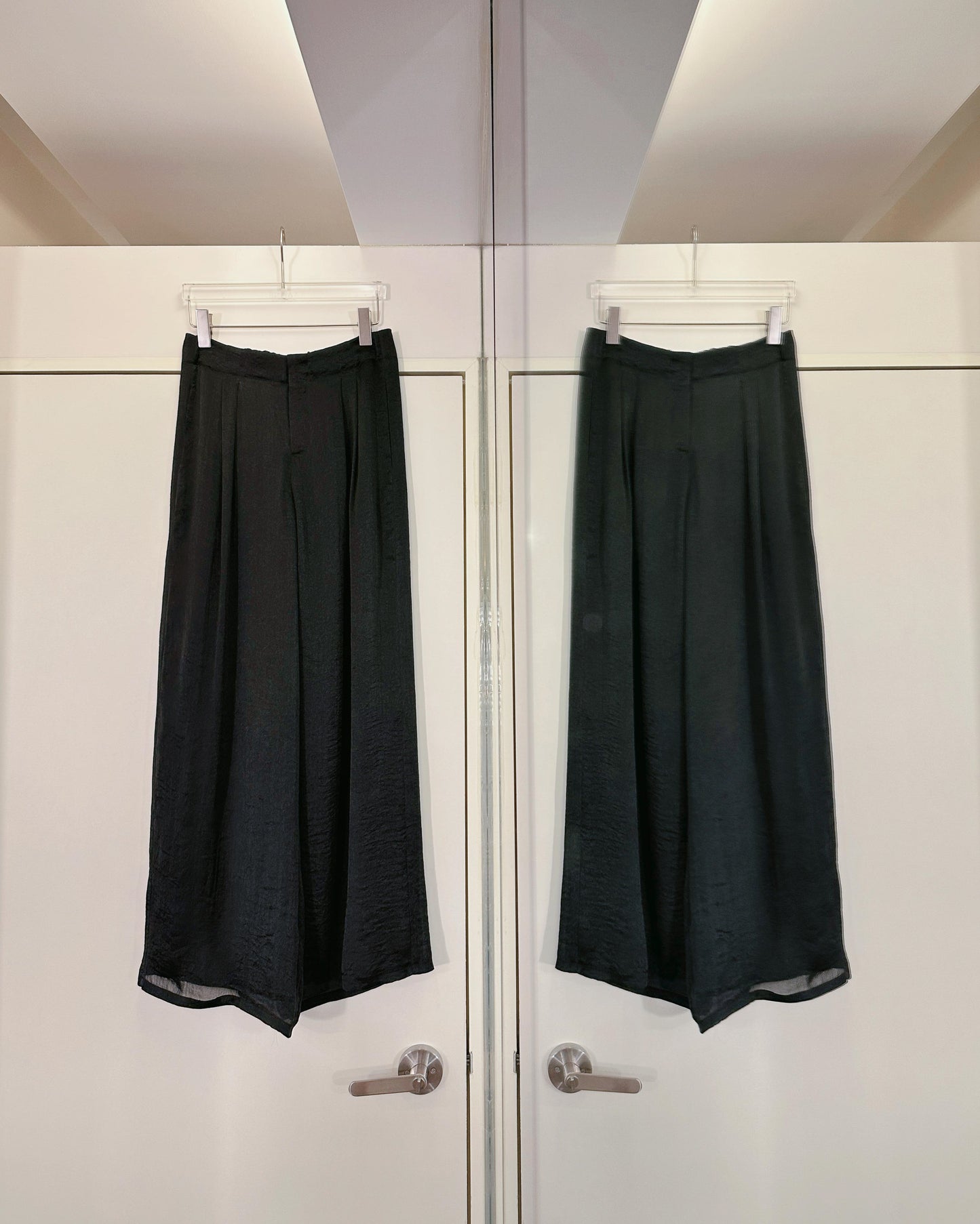 aalis OSDA flowy semi sheer pants (Black)