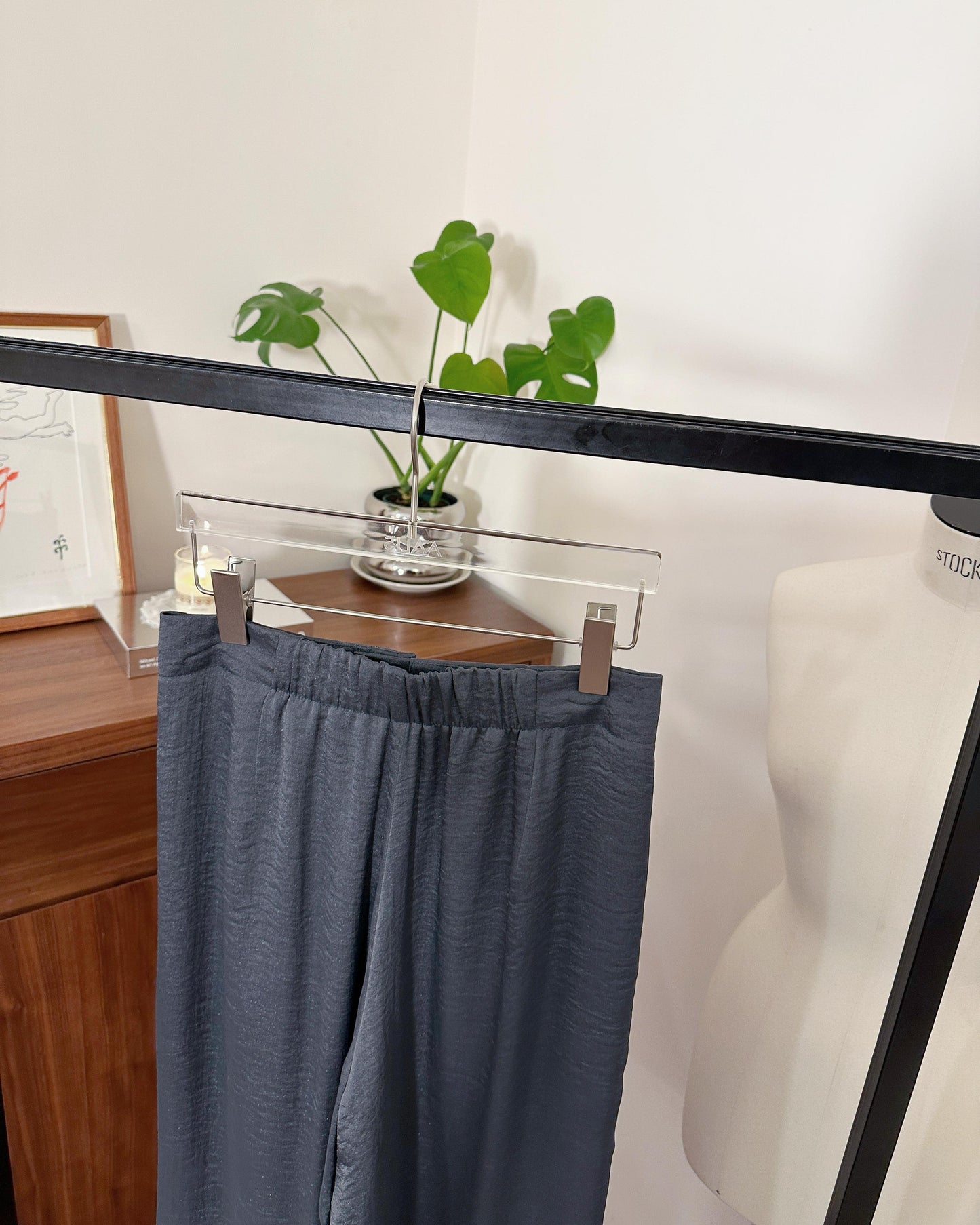 aalis OSDA flowy semi sheer pants (Grey Blue)