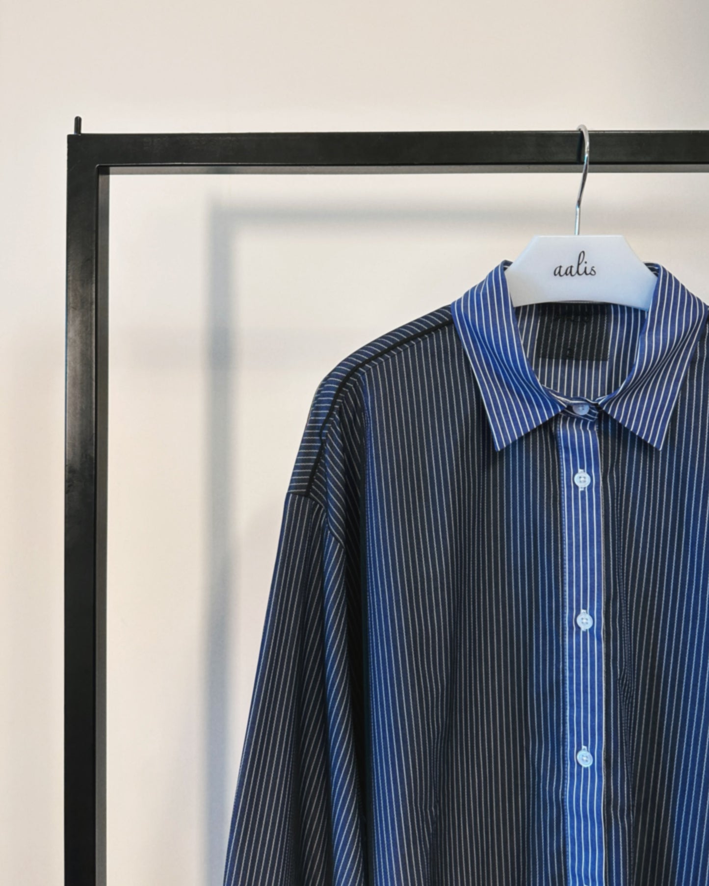 (Pre-order) aalis BAYLA mesh overlay shirt (Blue Denim)