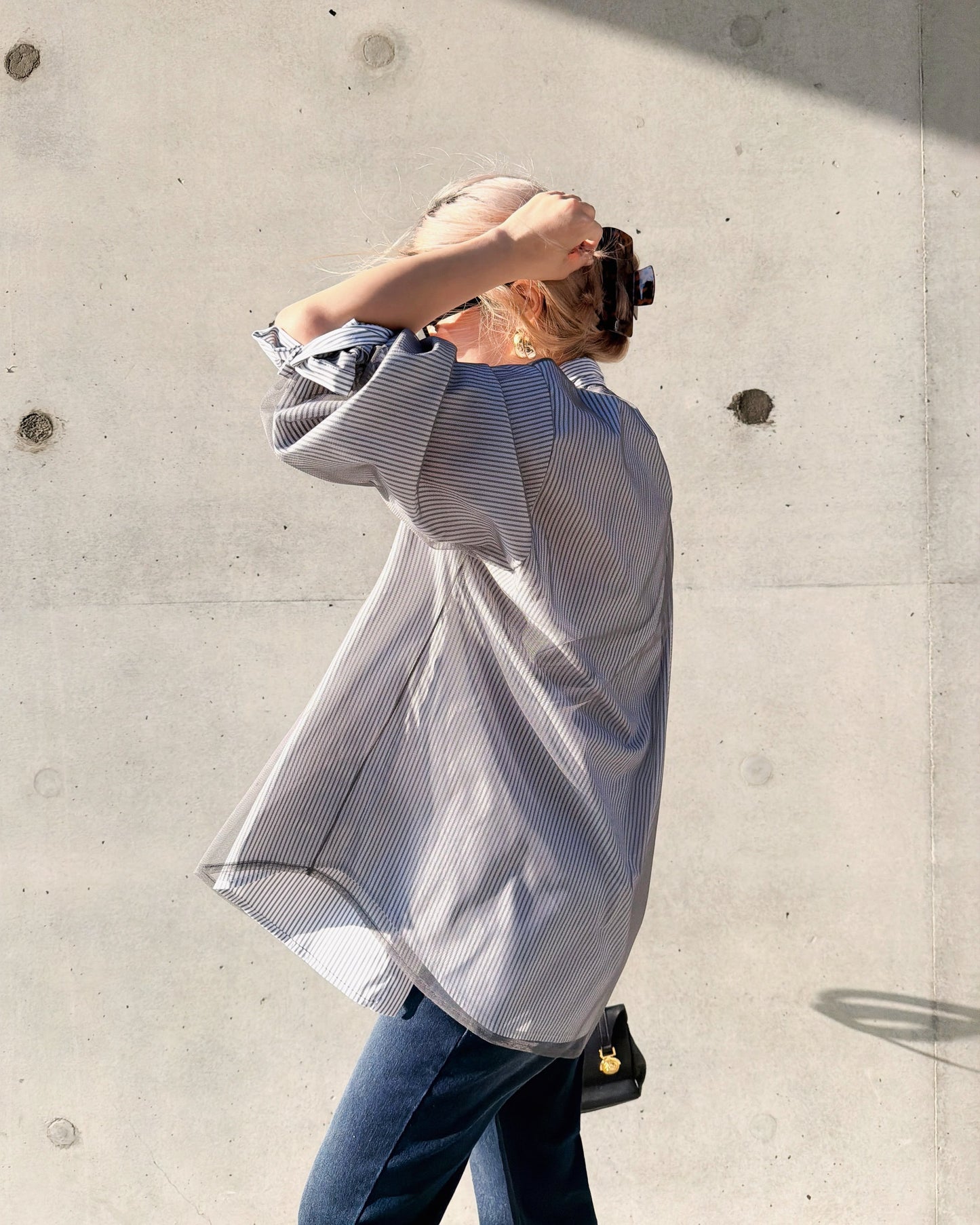 aalis BAYLA FW26 mesh overlay shirt (Charcoal)