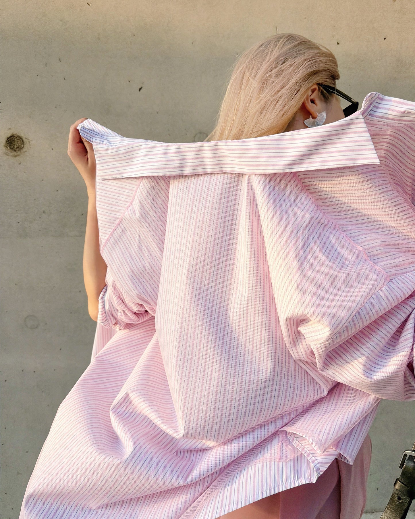 (Pre-order) aalis BAYLA FW26 mesh overlay shirt (Pink)