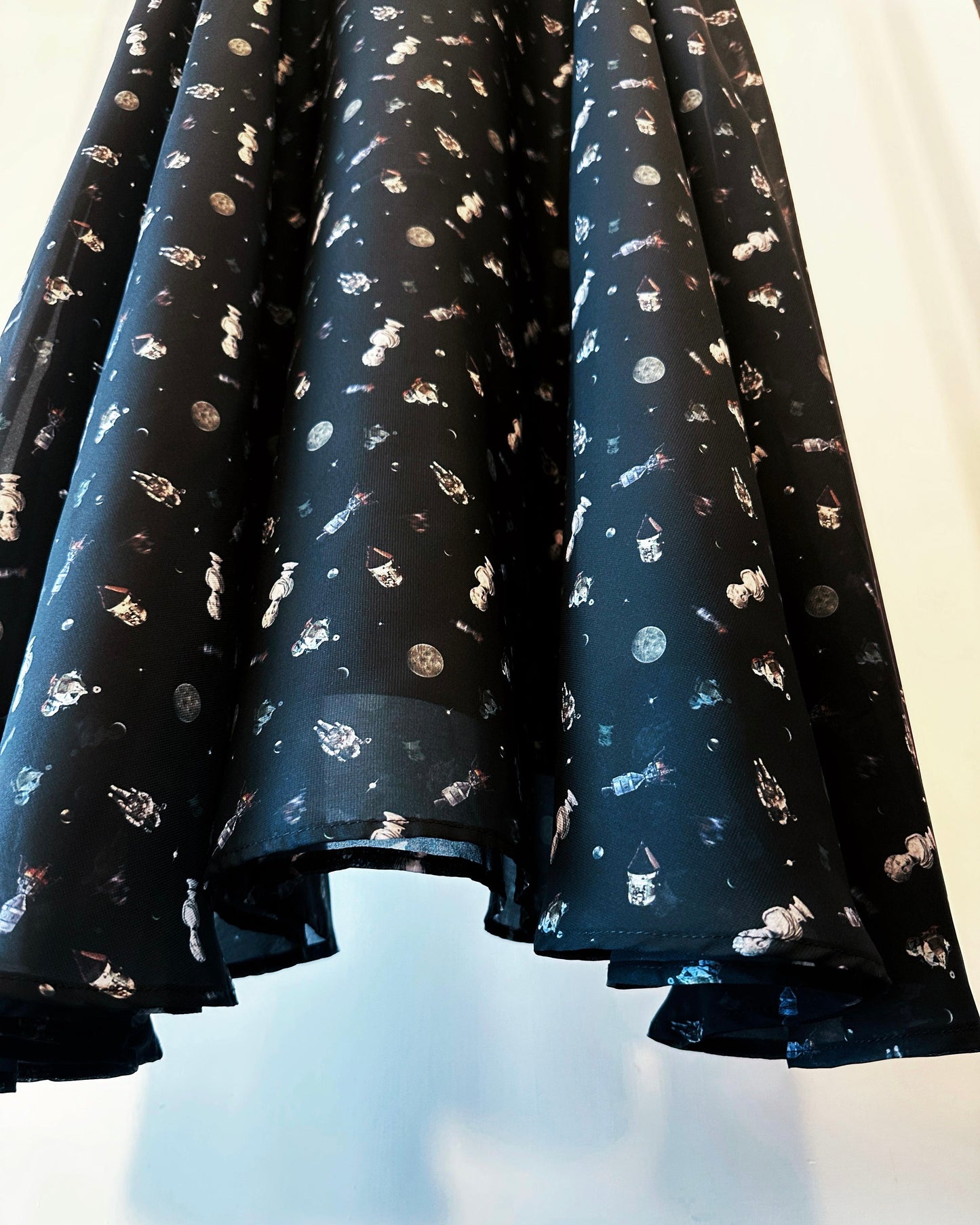 aalis GOLDIE chiffon maxi skirt (Black Print)