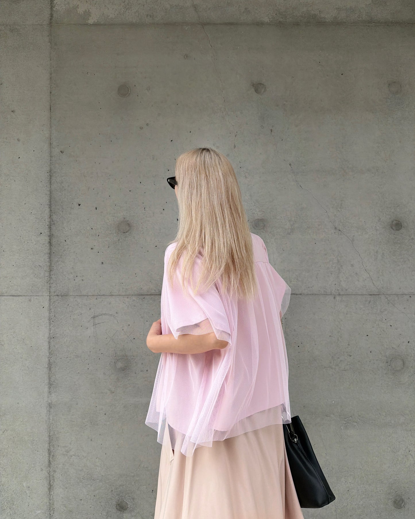 aalis SATH mesh overlay s/s shirt (Light Pink)