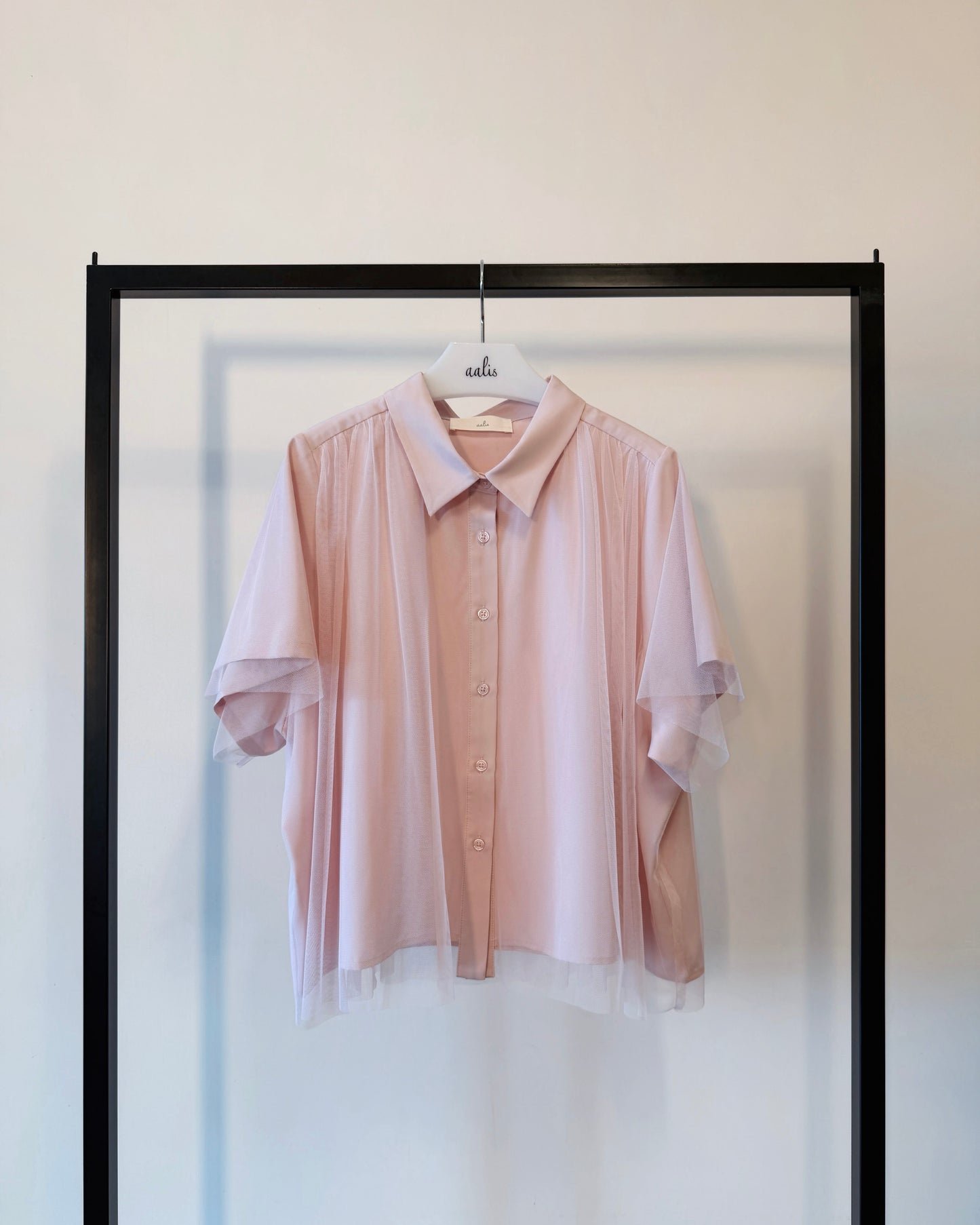 aalis SATH mesh overlay s/s shirt (Light Pink)