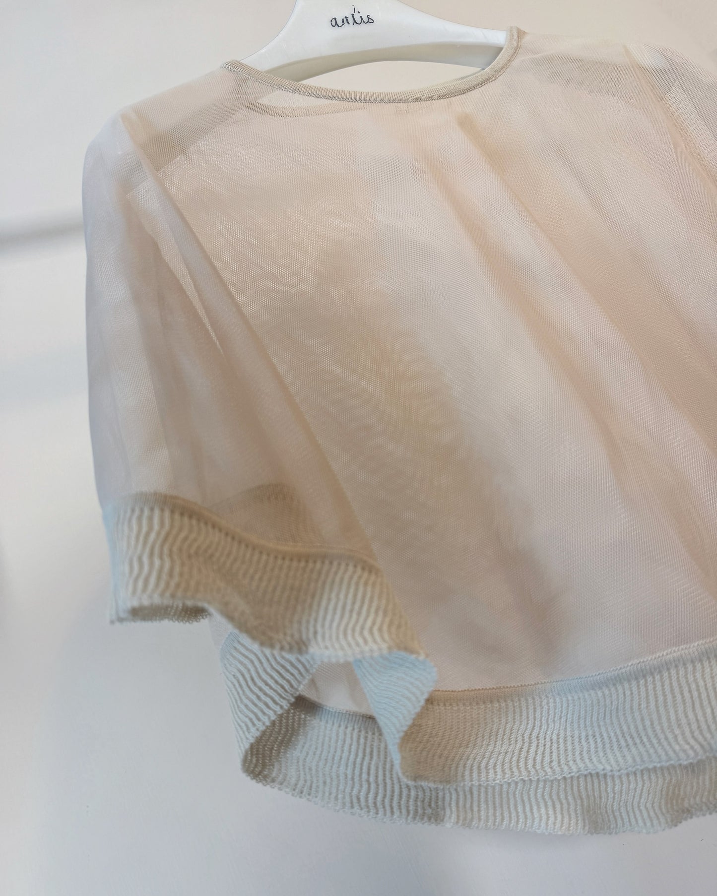 aalis CARPI mesh cape with knitted ruffle trim (Nude)