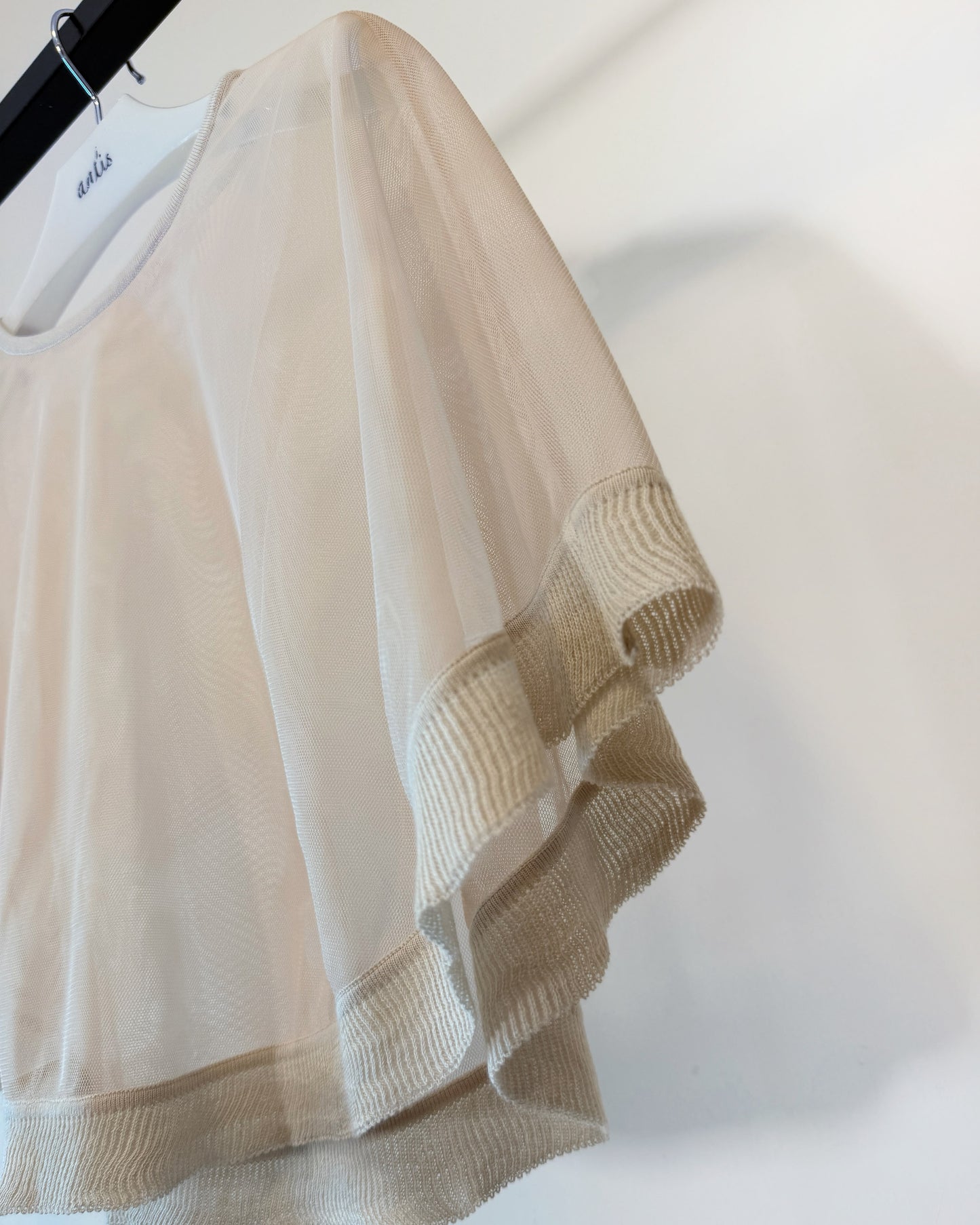 aalis CARPI mesh cape with knitted ruffle trim (Nude)