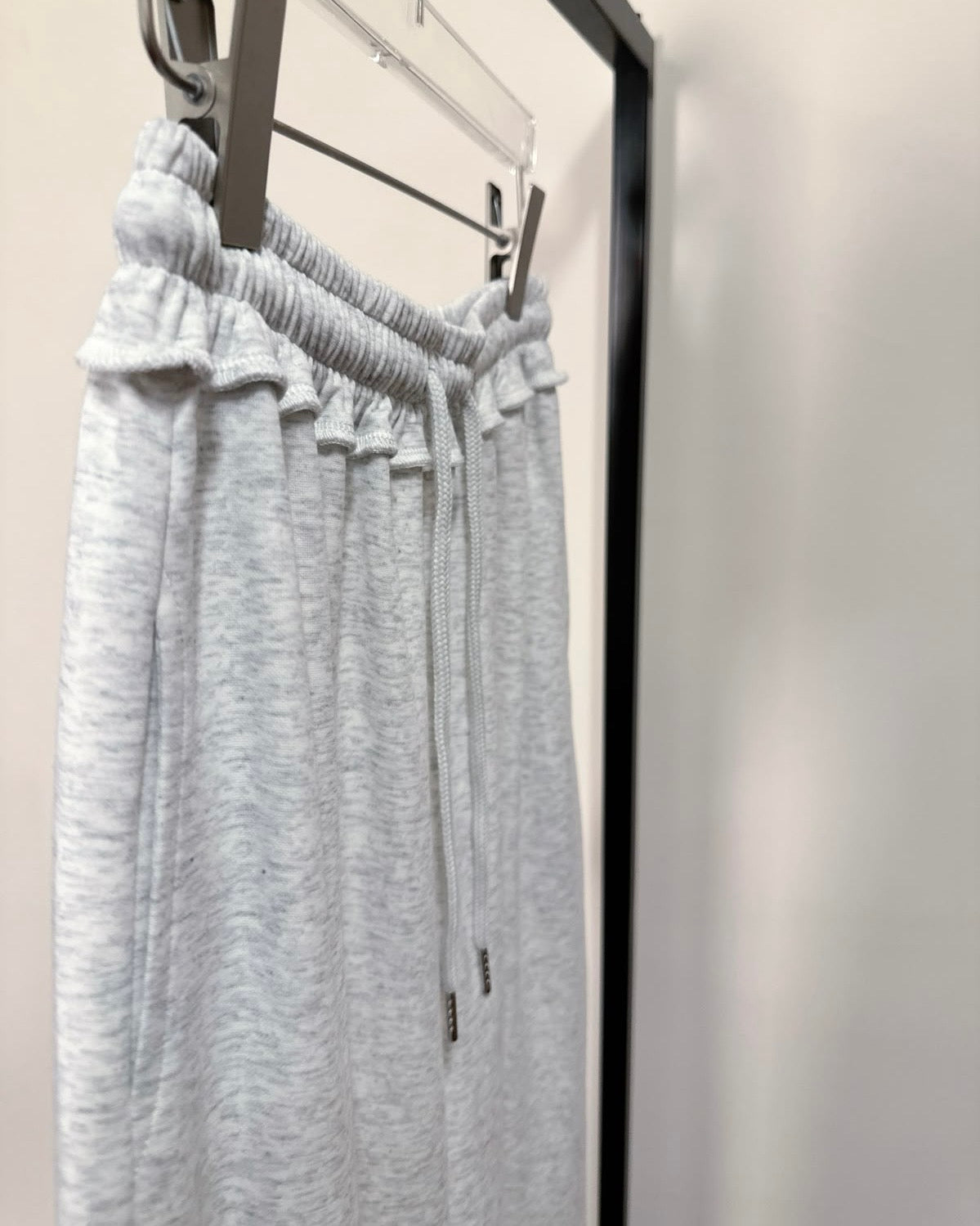 aalis LILIA TWO ruffle hem track pants (Heather Grey)