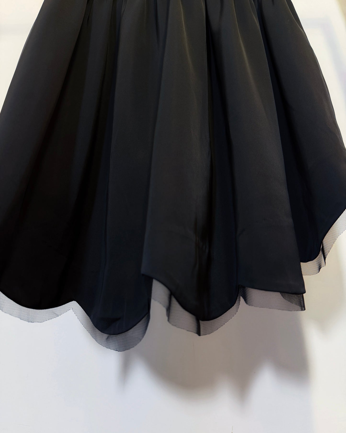 aalis NIEL scallop edge top (Black)