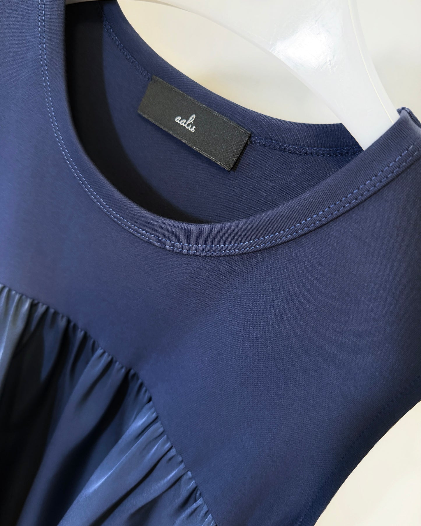 aalis NIEL scallop edge top (Grey Blue)