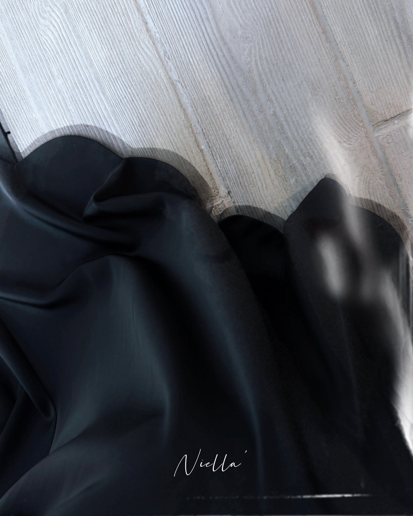 aalis NIELLA scallop edge skirt (Black)