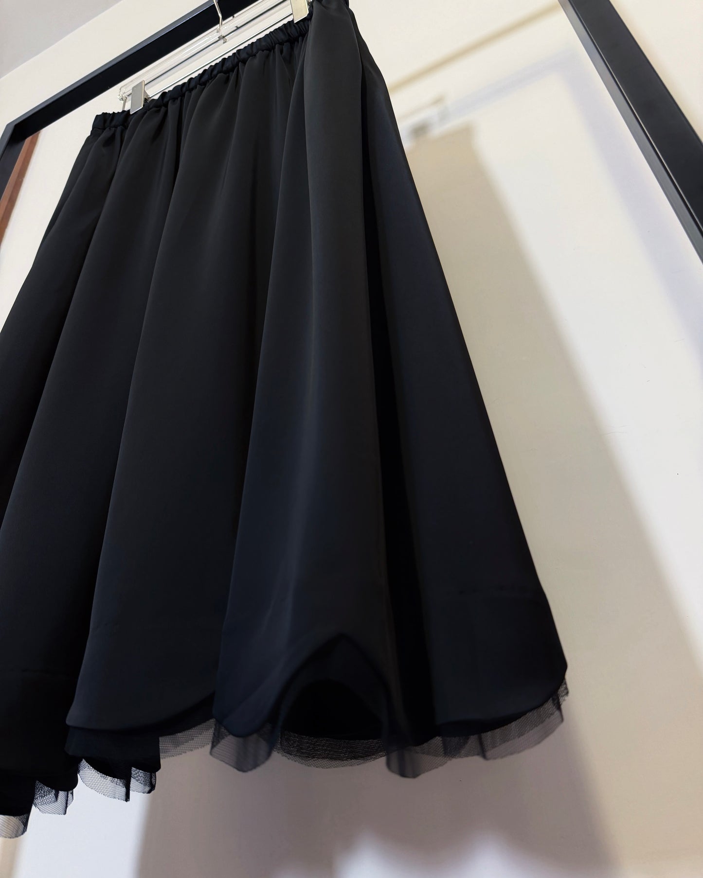 aalis NIELLA scallop edge skirt (Black)