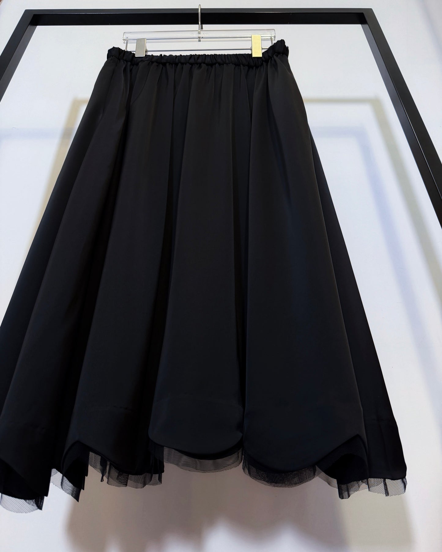 aalis NIELLA scallop edge skirt (Black)