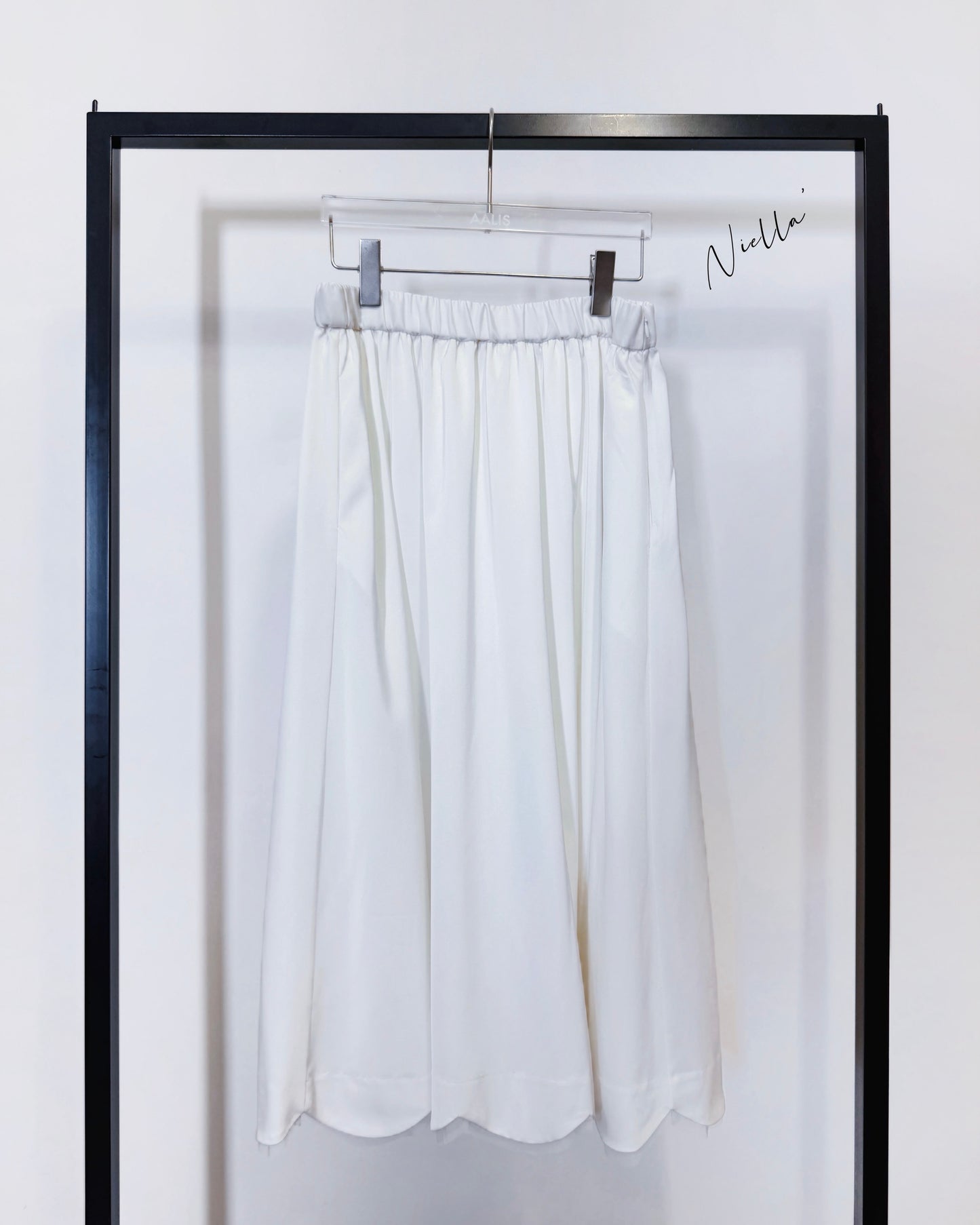 aalis NIELLA scallop edge skirt (White)