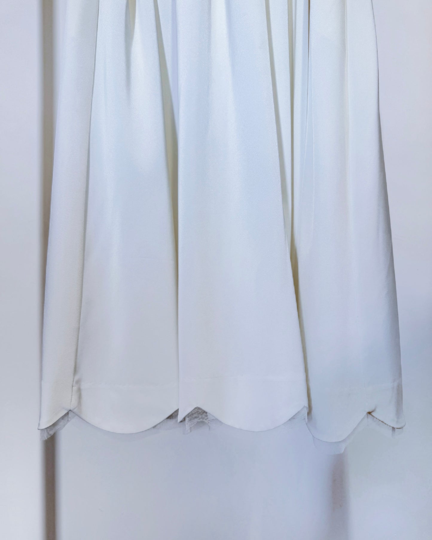 aalis NIELLA scallop edge skirt (White)