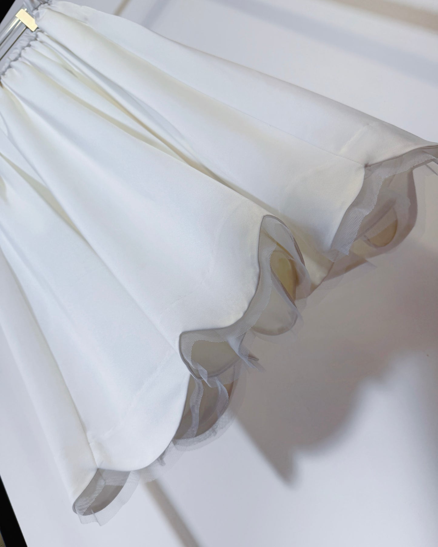 aalis NIELLA scallop edge skirt (White)