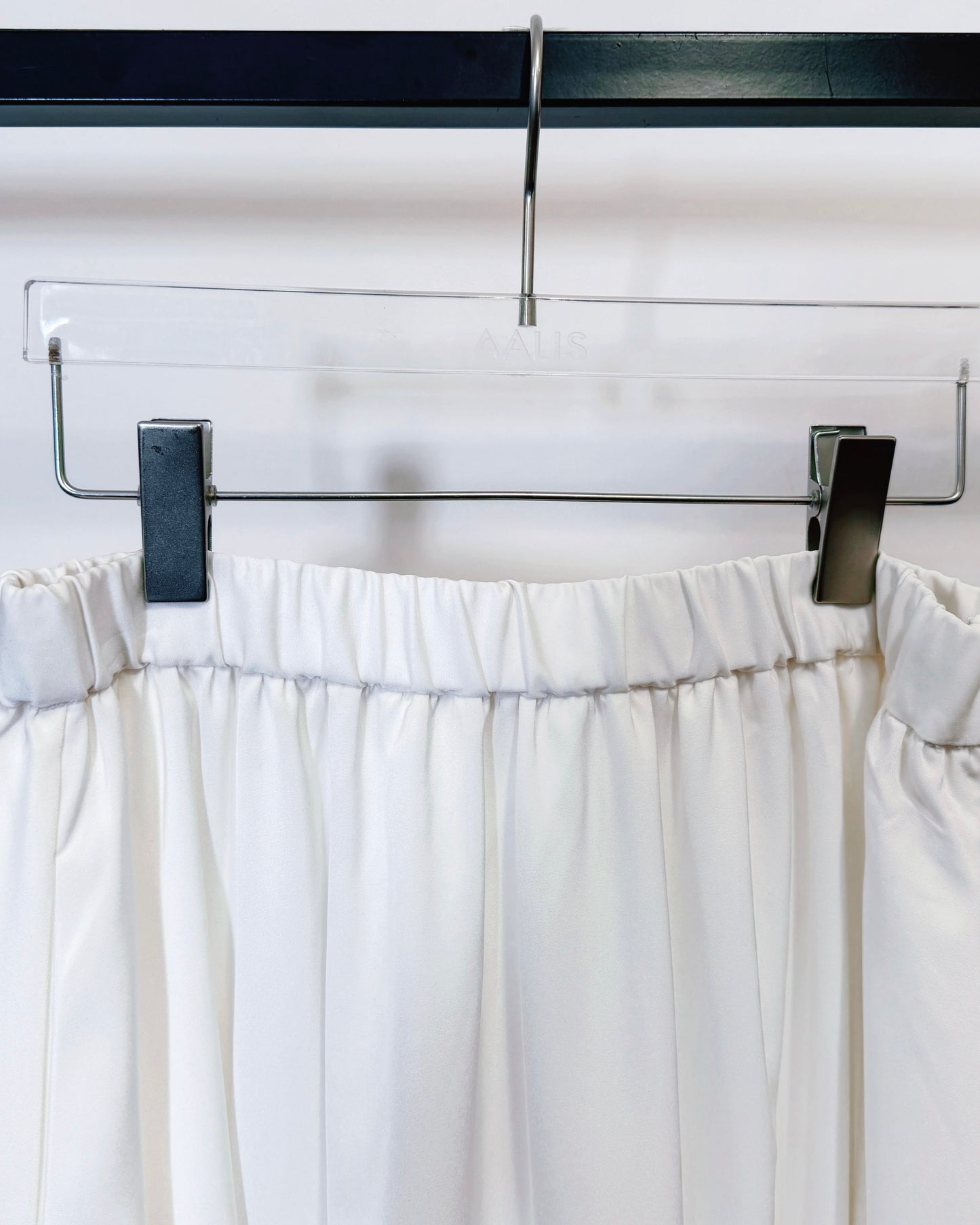 aalis NIELLA scallop edge skirt (White)