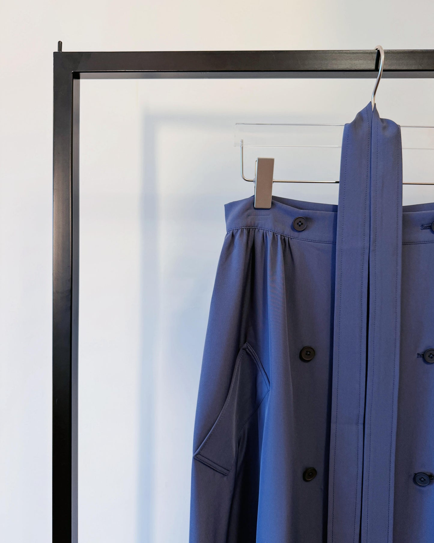 aalis AMADEA ruffle hem trench skirt (Purple Grey)