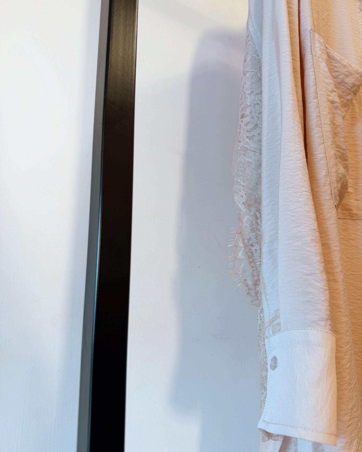 aalis MARLINE front pockets lace detail shirt (Pink)