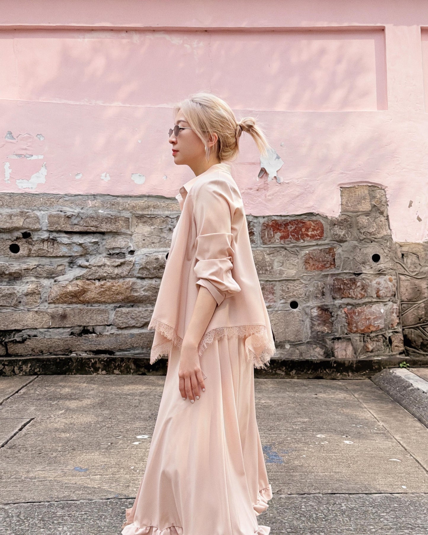 aalis MADEA handkerchief lace trim shirt (Nude)