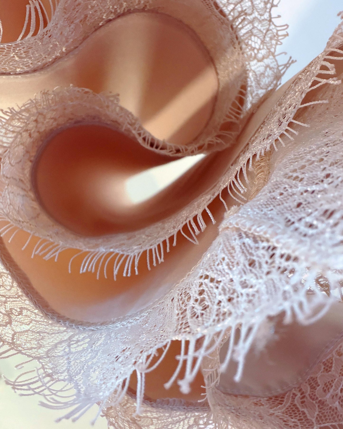 aalis MADEA handkerchief lace trim shirt (Nude)