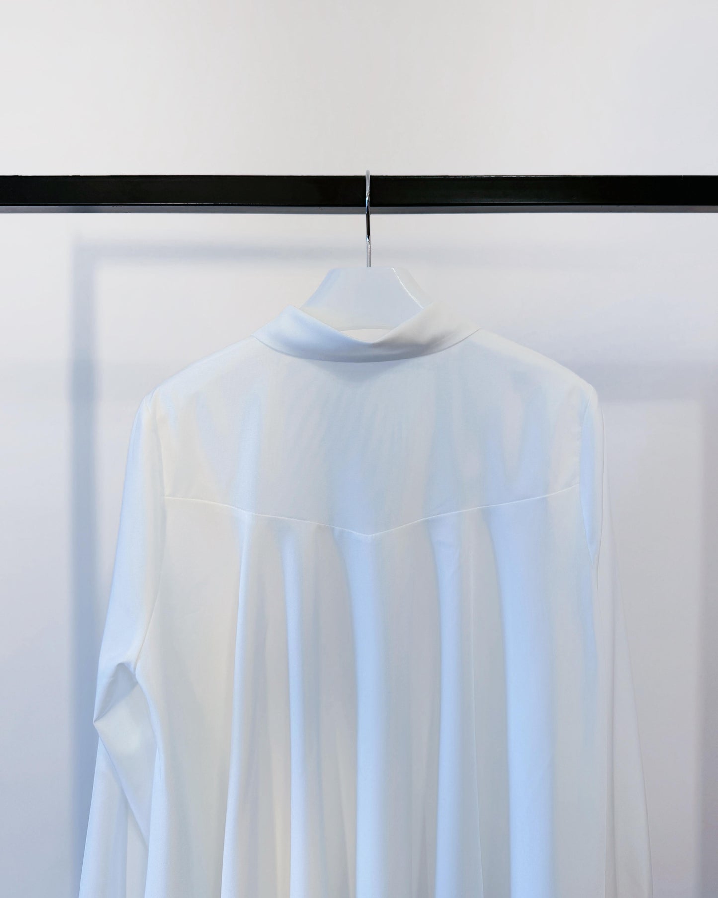 aalis MADEA handkerchief lace trim shirt (White)