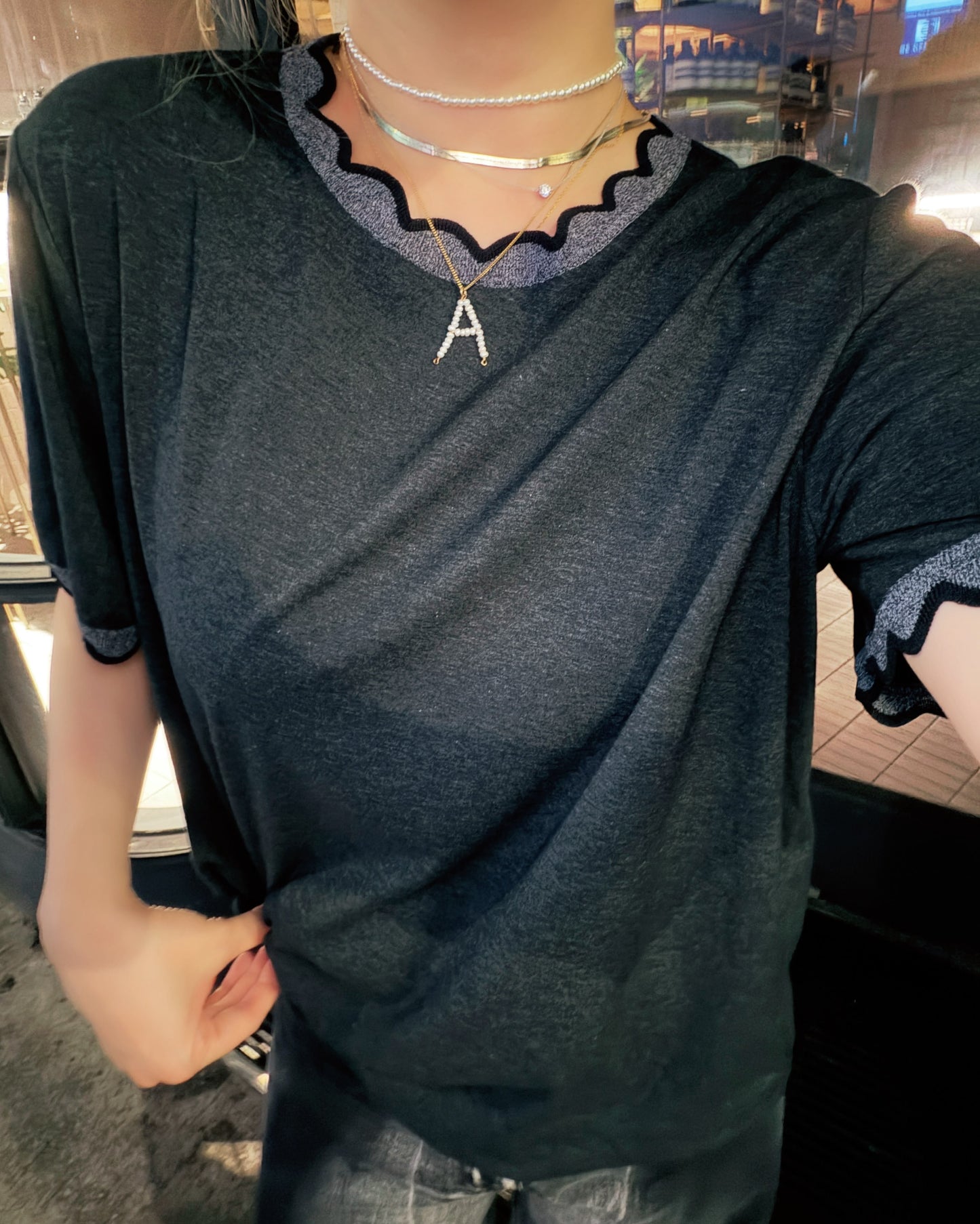 (Pre-order) aalis METTA scallop edge relaxed tee (Charcoal)