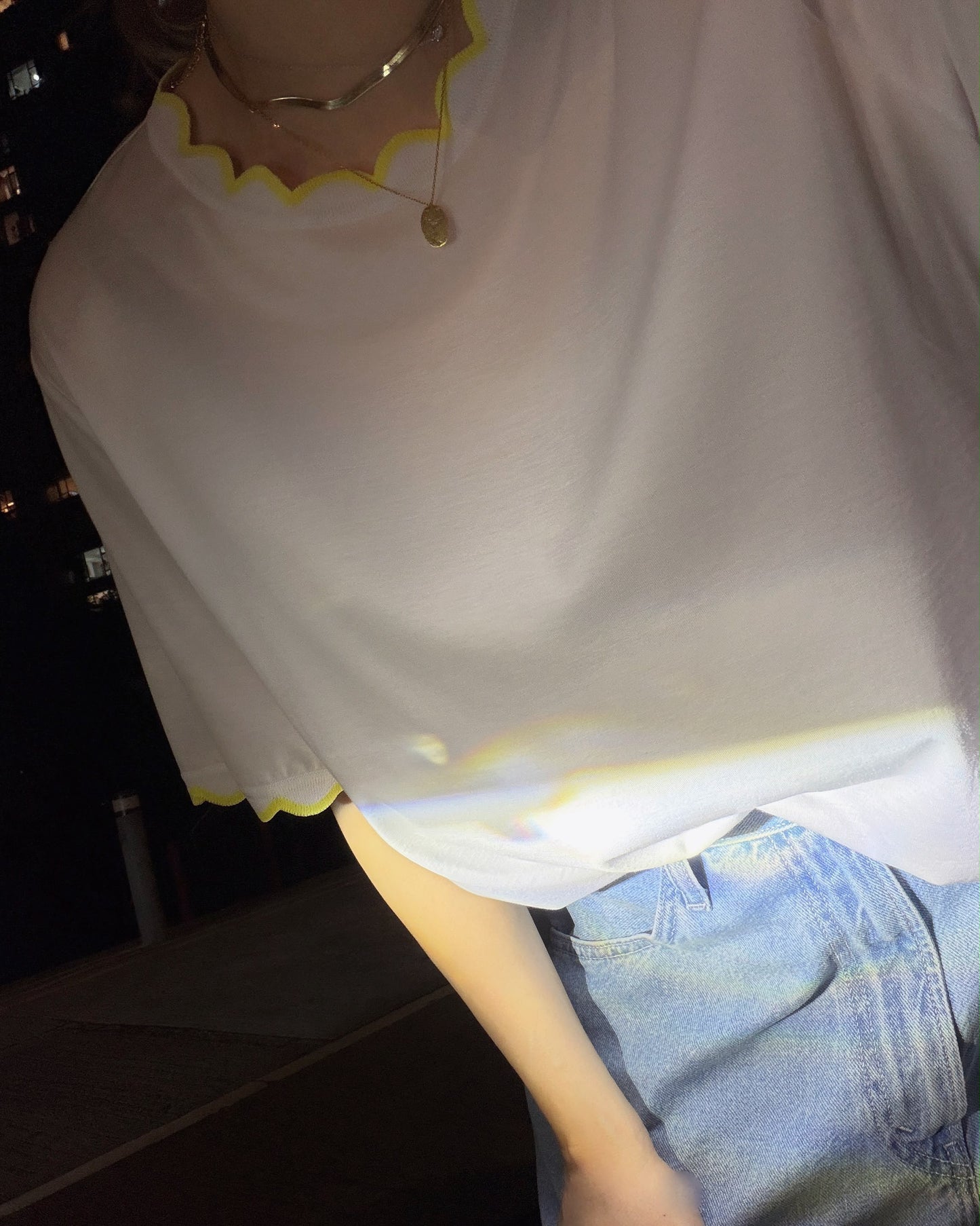 aalis METTA scallop edge relaxed tee (White)