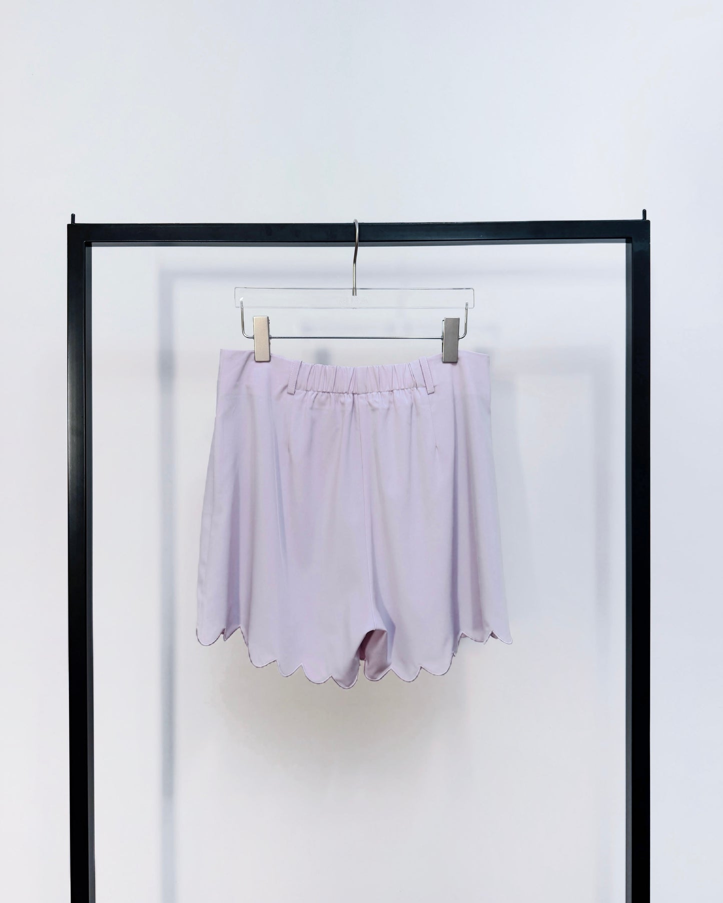 aalis TOLA scalloped edge shorts (Lilac)