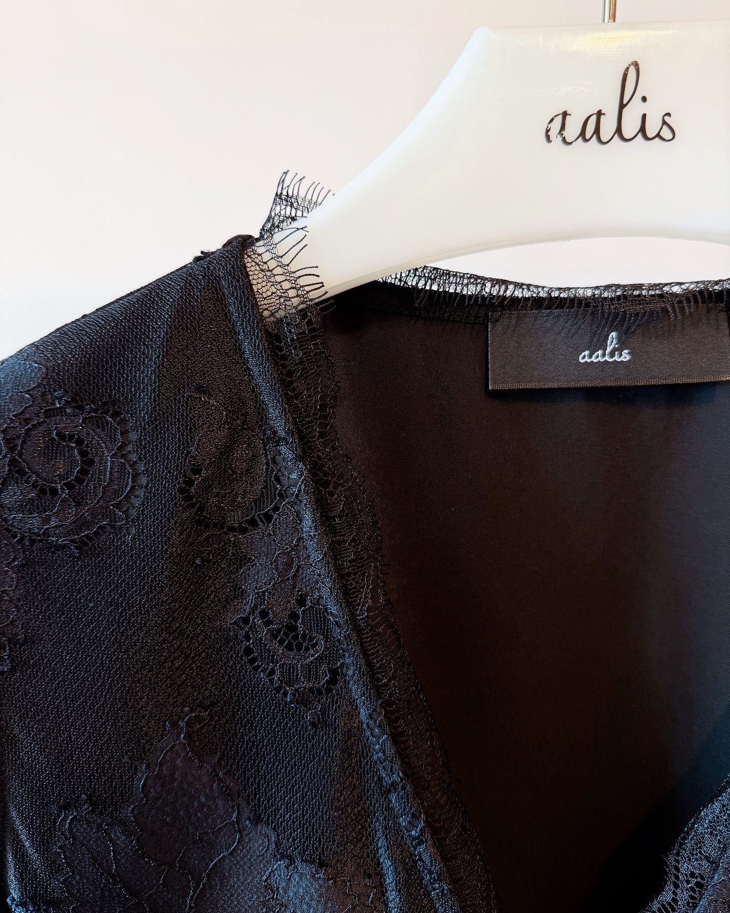 aalis FLAVIA lace waistcoat (Black)