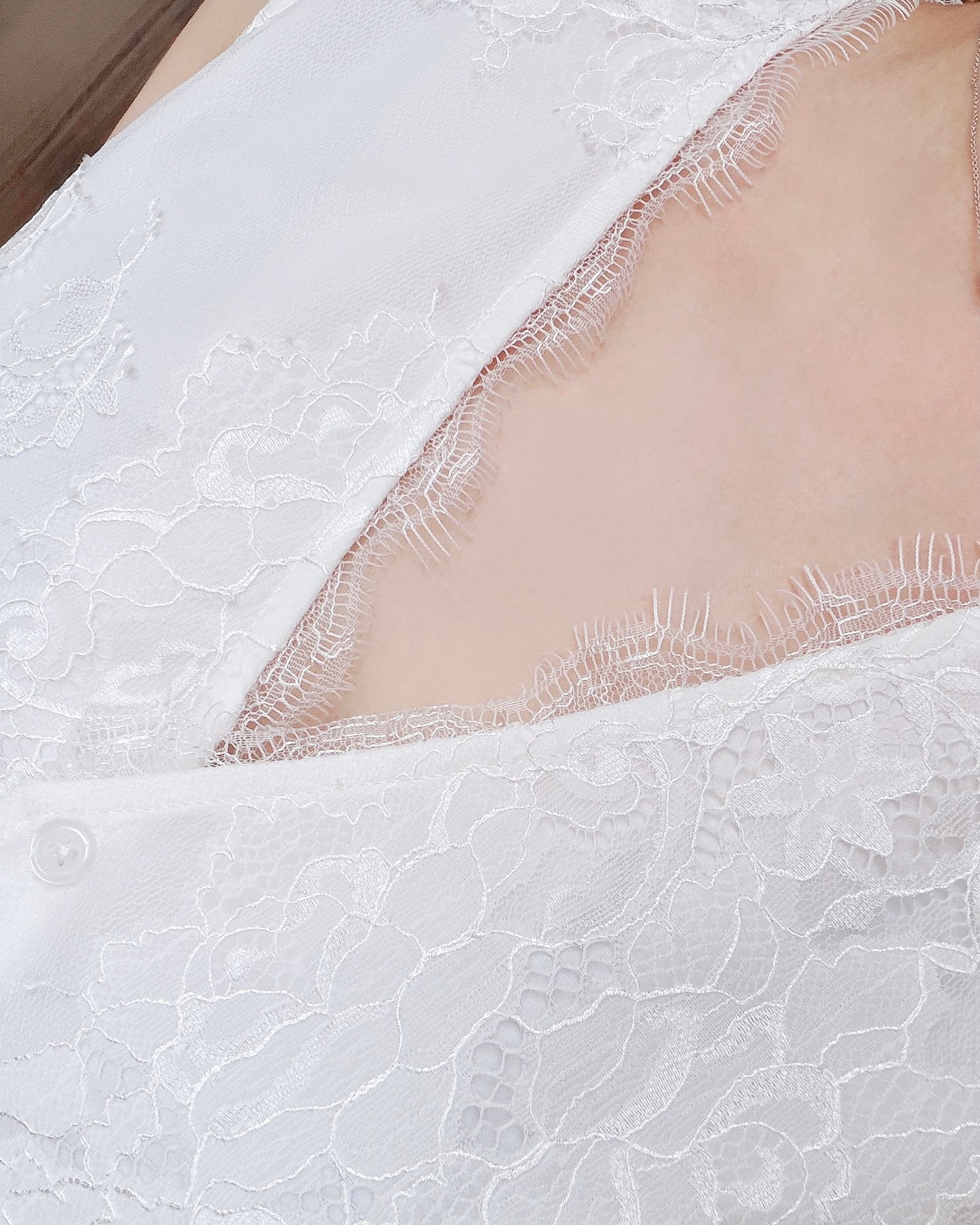 (Pre-order) aalis FLAVIA lace waistcoat (White)