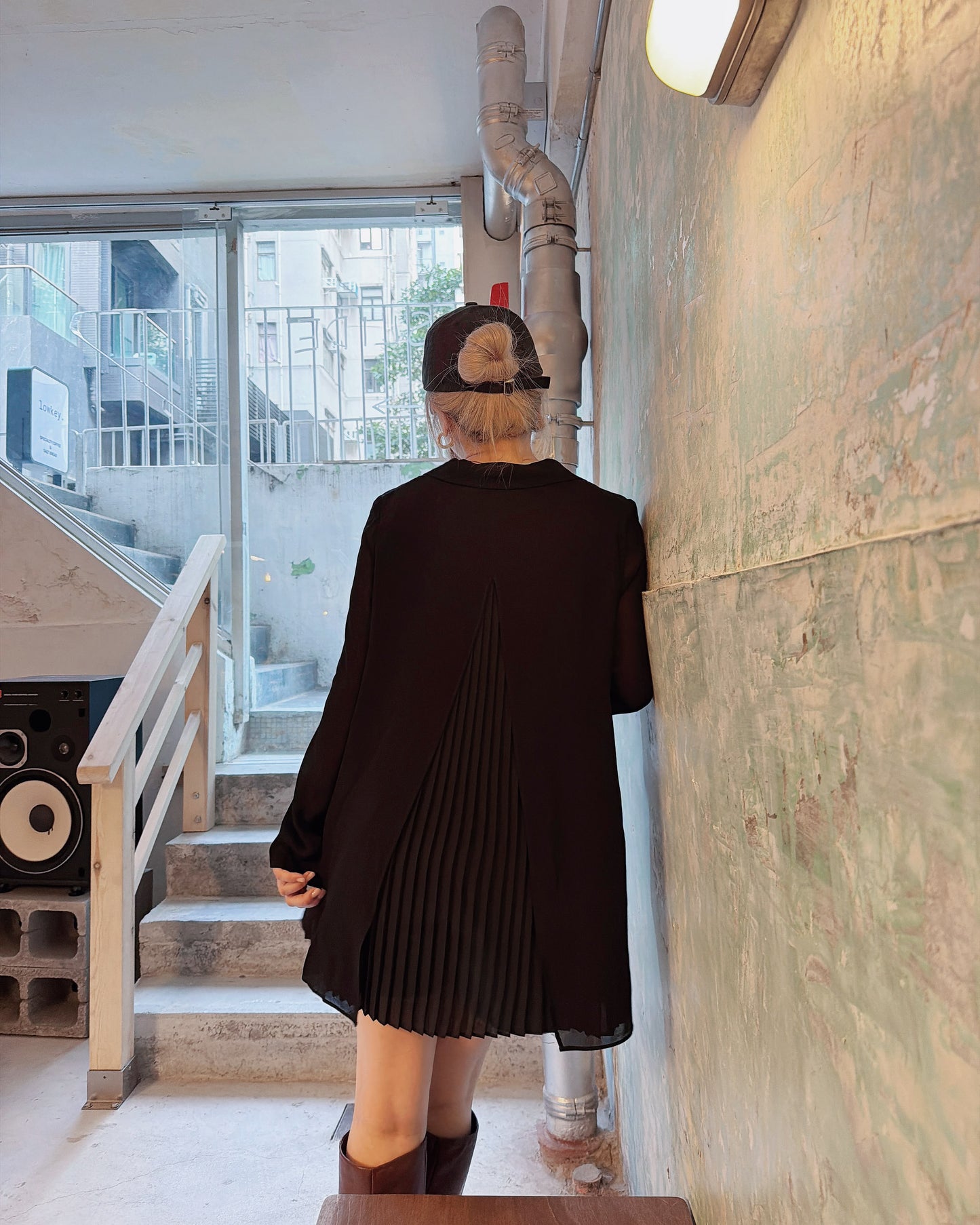 aalis MANJI pleated back chiffon blazer (Black)