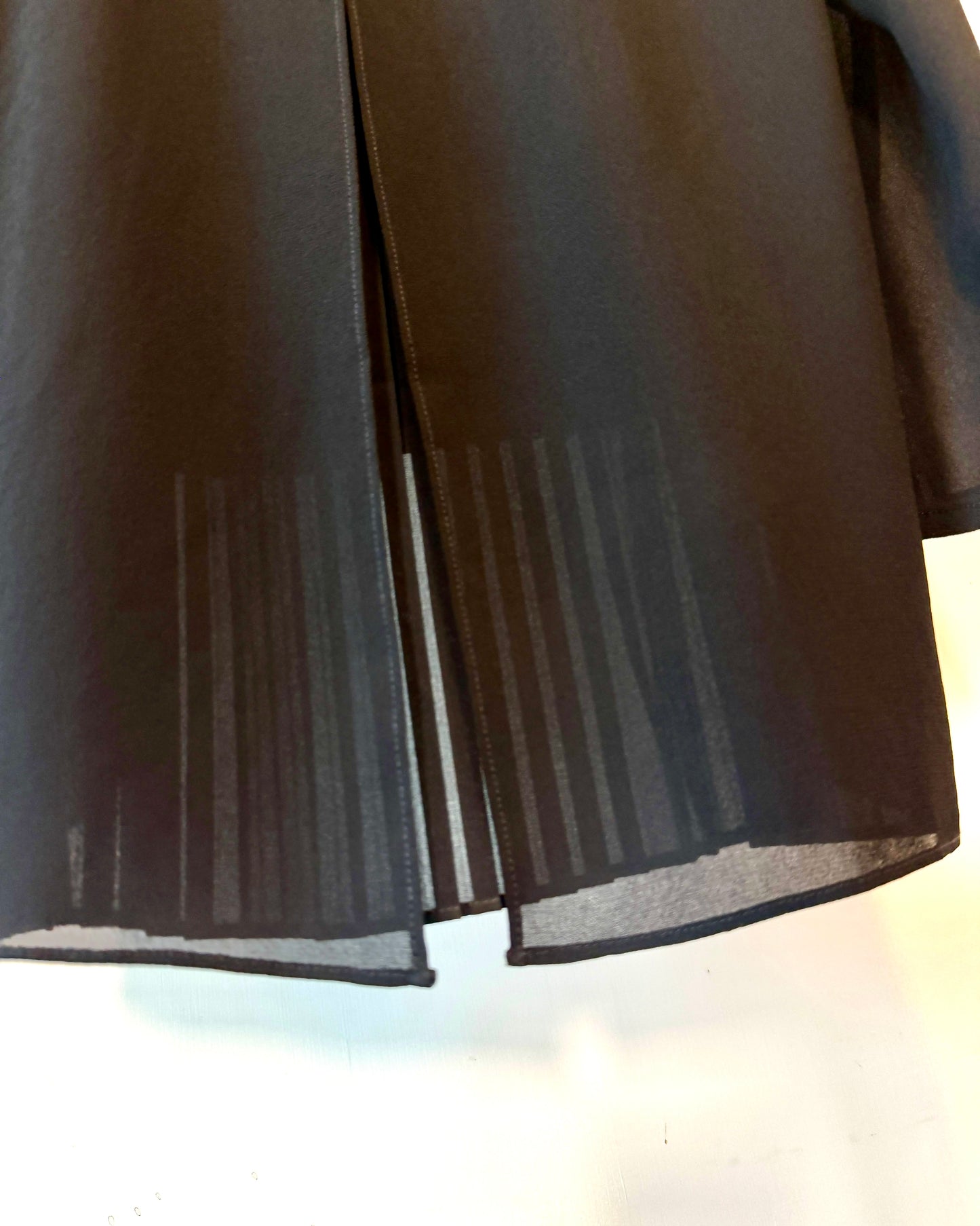 aalis MANJI pleated back chiffon blazer (Black)
