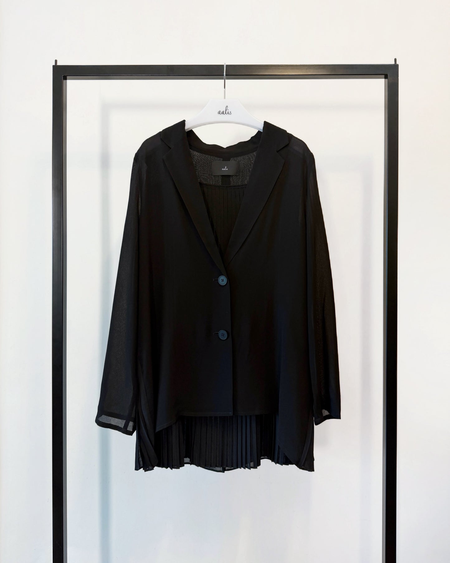 aalis MANJI pleated back chiffon blazer (Black)