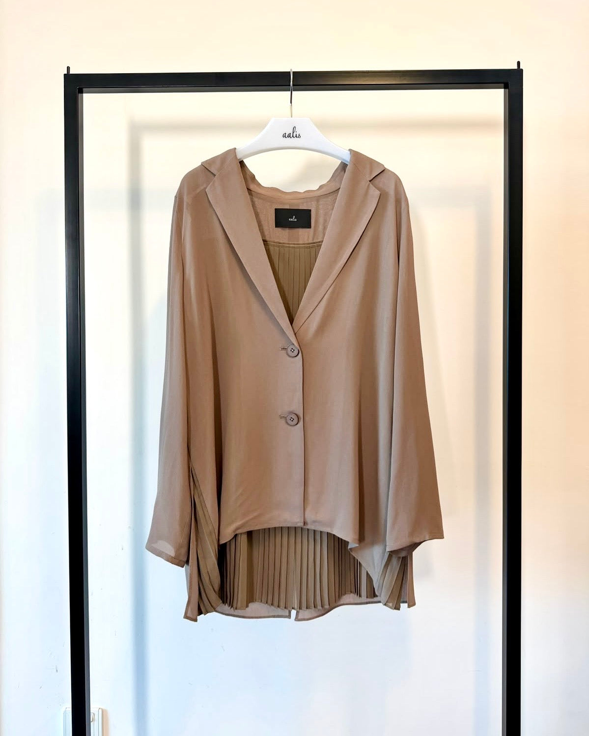 aalis MANJI pleated back chiffon blazer (Coco)