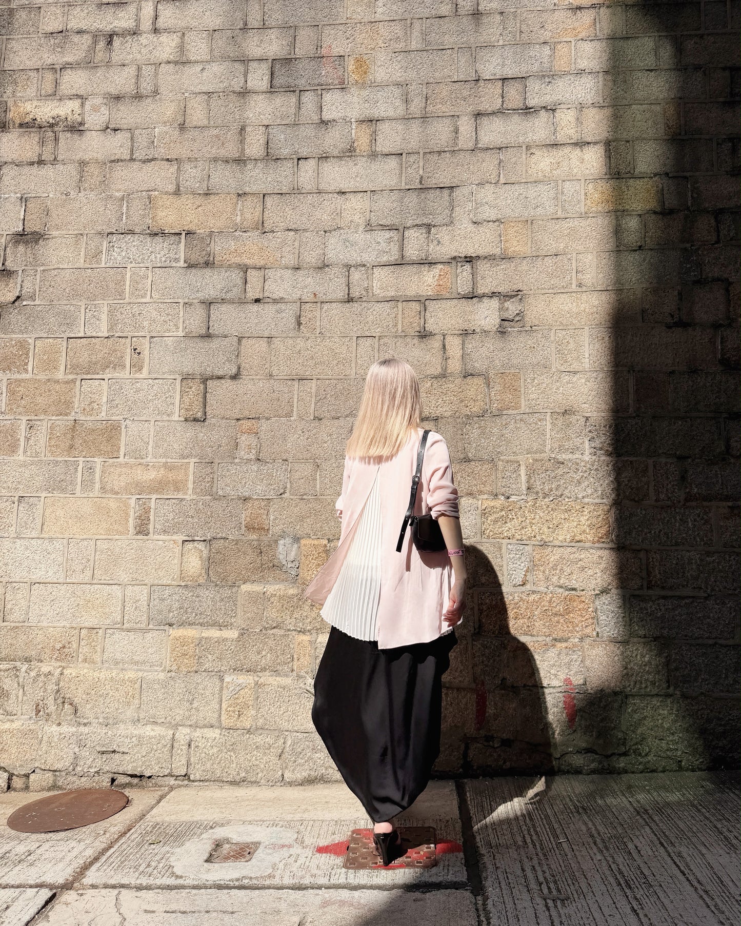 aalis MANJI pleated back chiffon blazer (Pink)