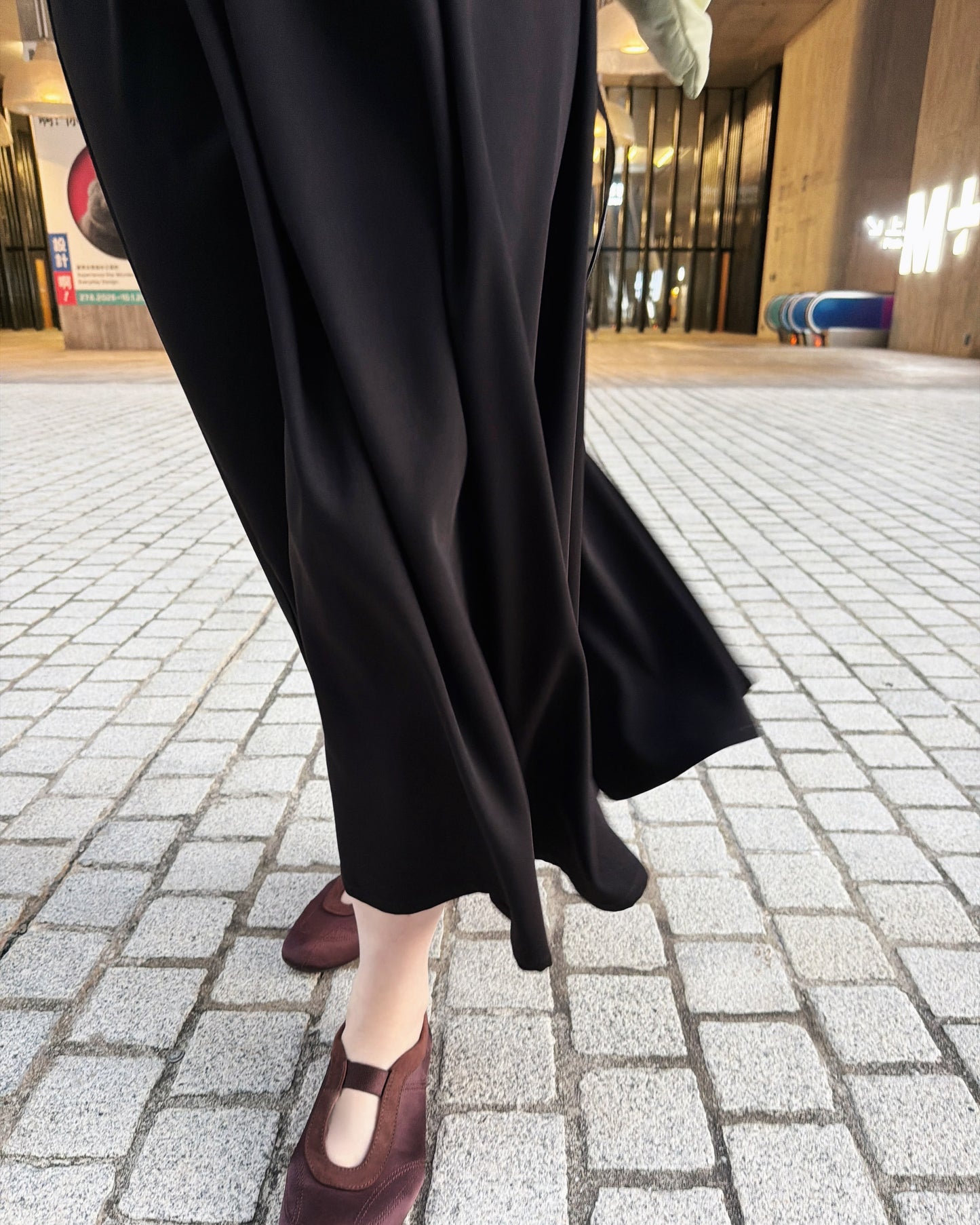 aalis FENJA pleated A-line full skirt (Black)
